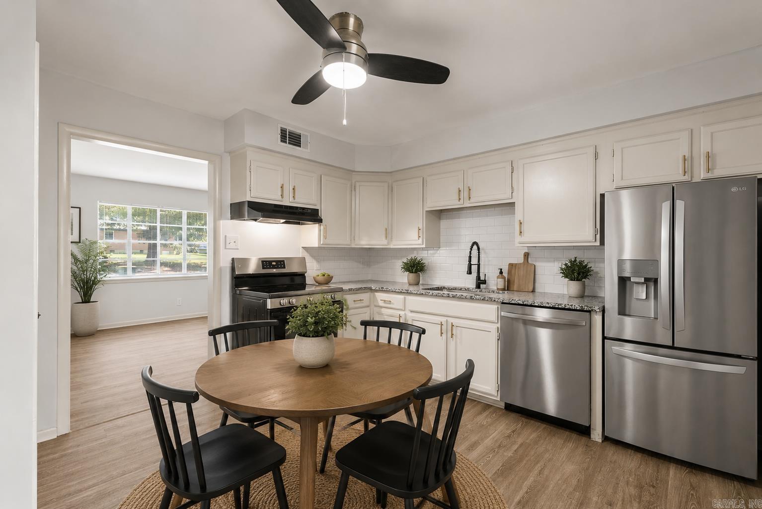 WAKEFIELD VILLAGE - Residential