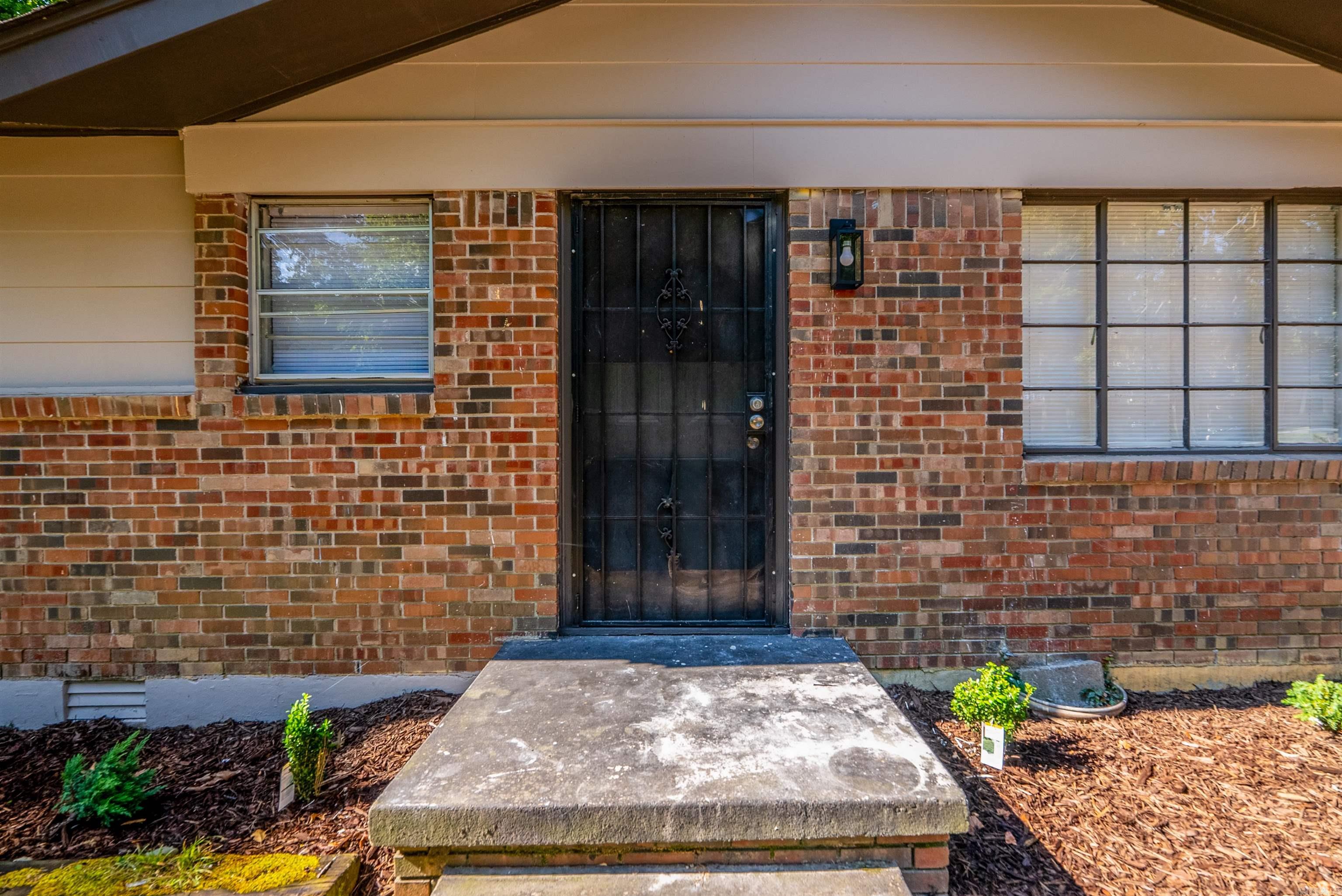 WAKEFIELD VILLAGE - Residential