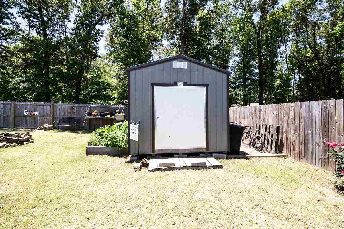 Huntington Place - Residential