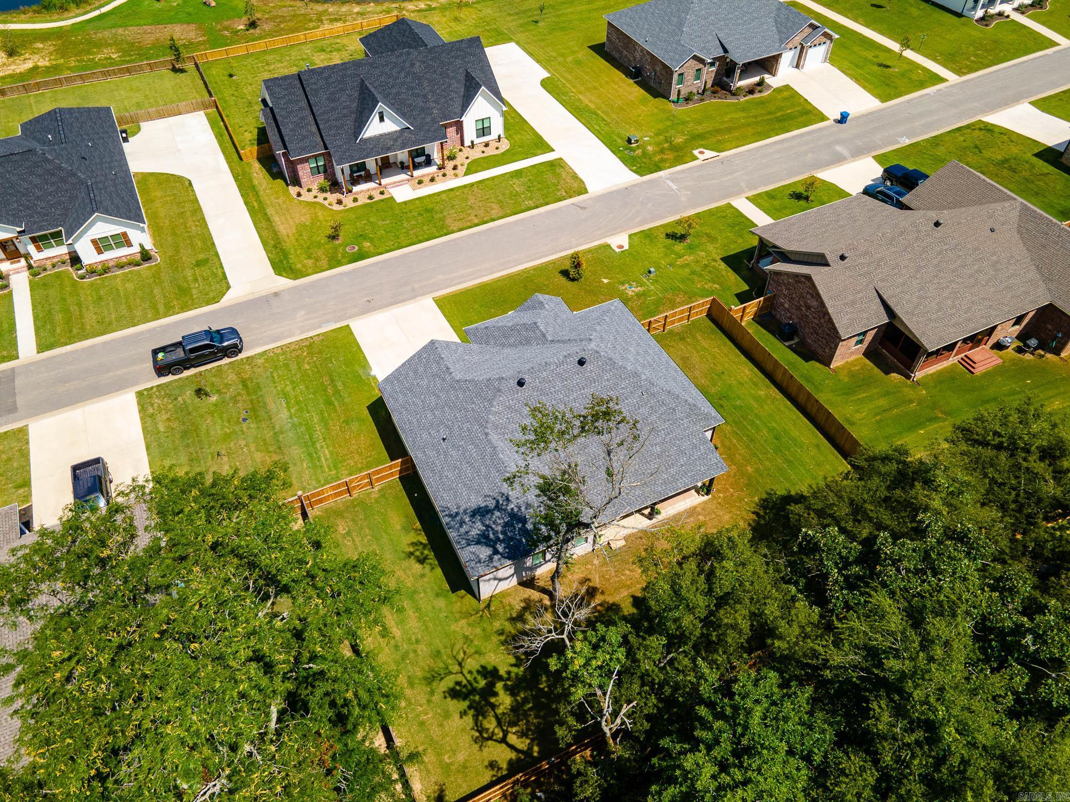 OLDE SALEM TOWNSHIP - Residential