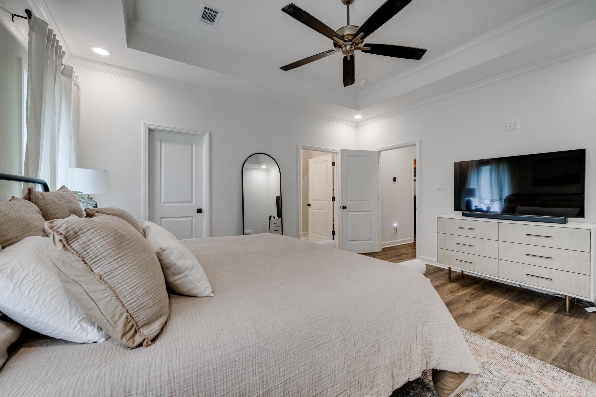 OLDE SALEM TOWNSHIP - Residential