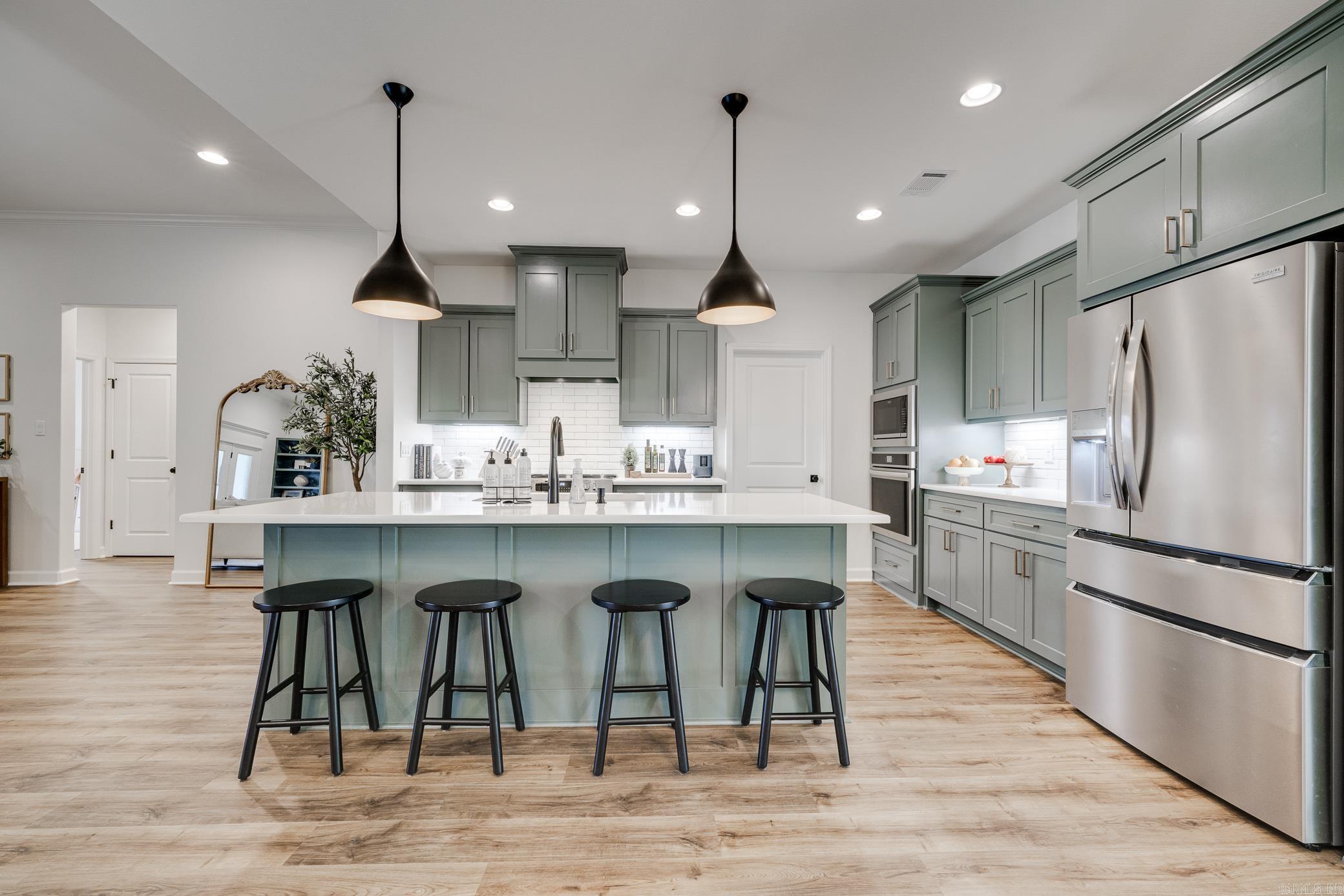 OLDE SALEM TOWNSHIP - Residential