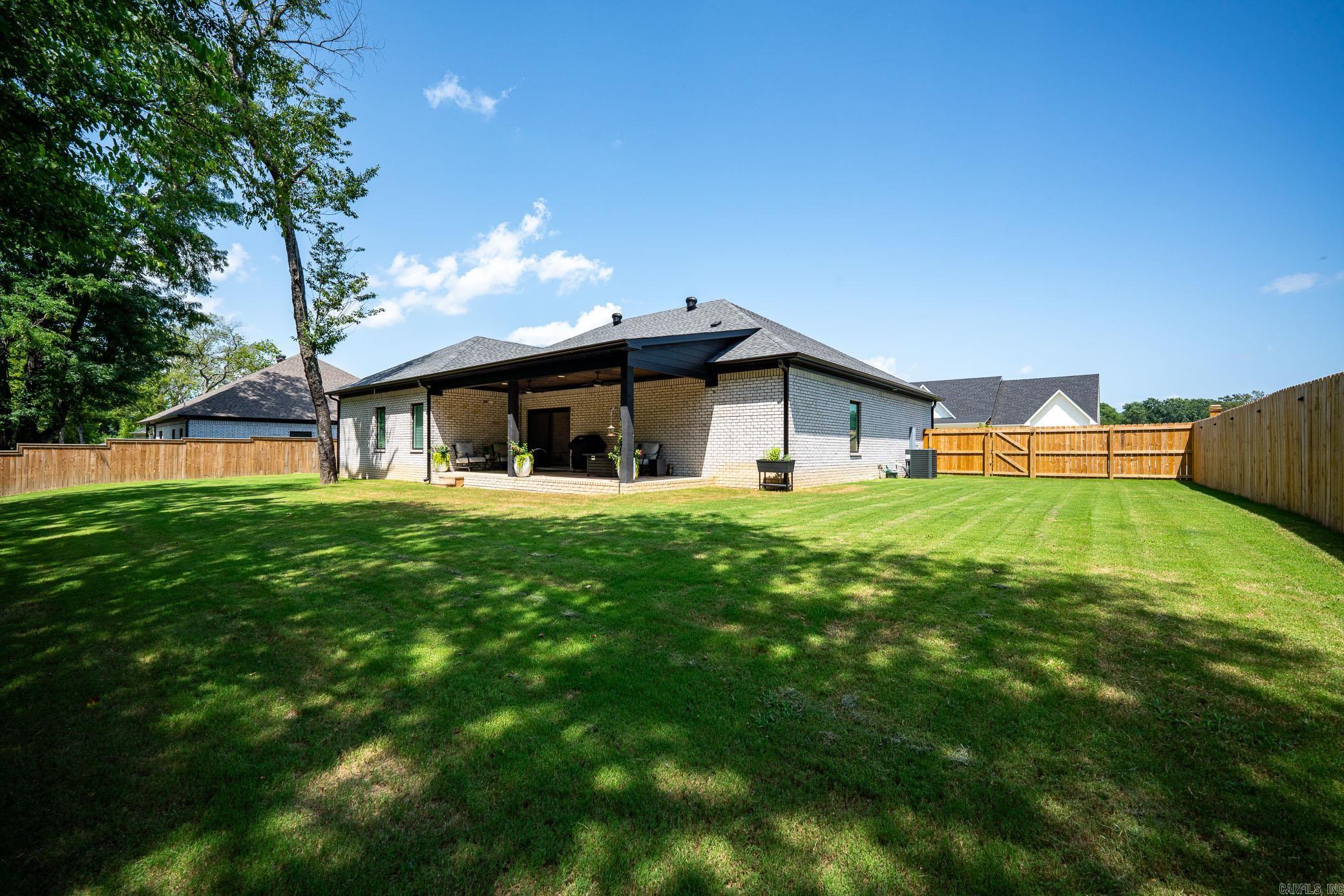OLDE SALEM TOWNSHIP - Residential