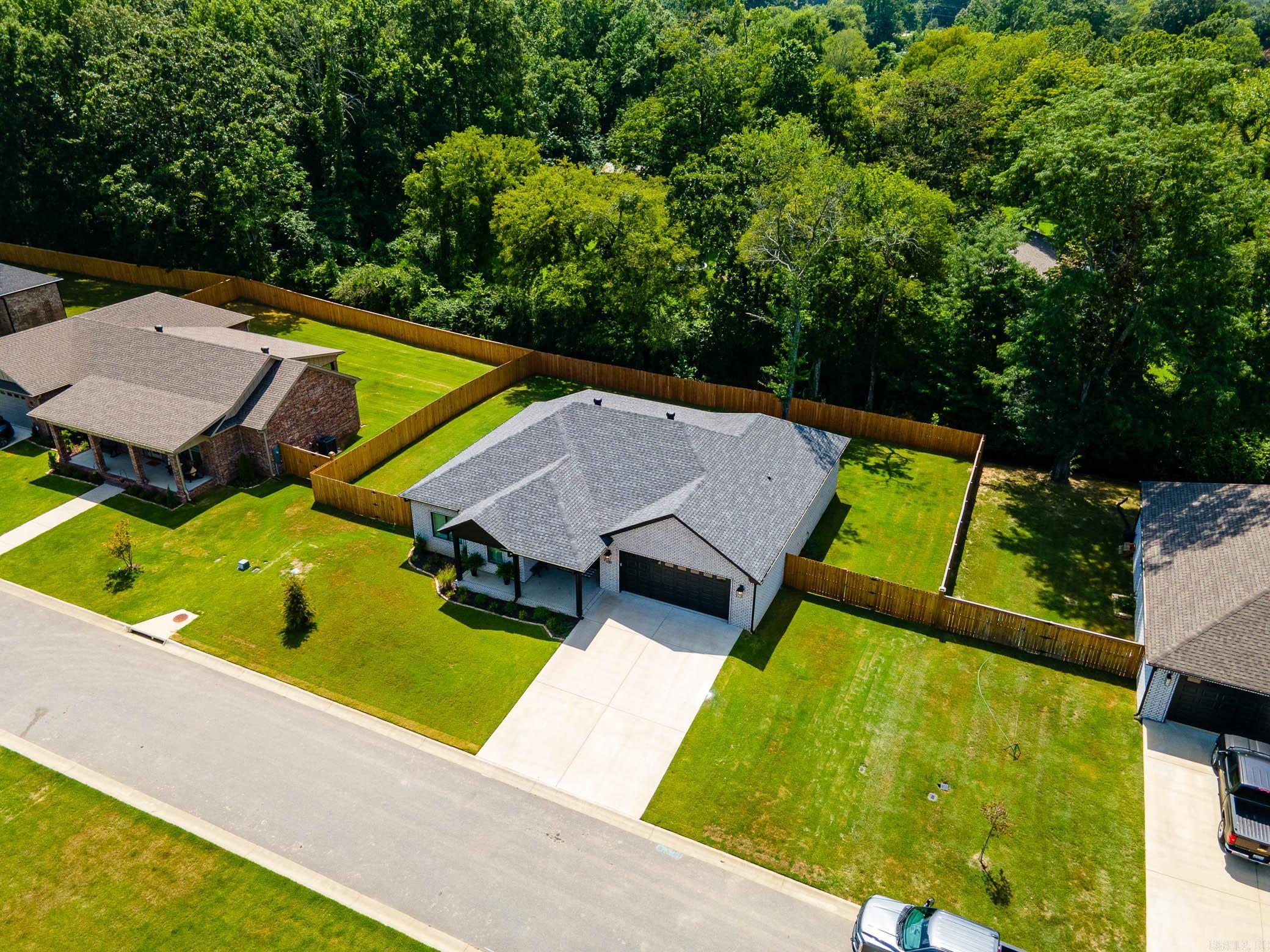OLDE SALEM TOWNSHIP - Residential
