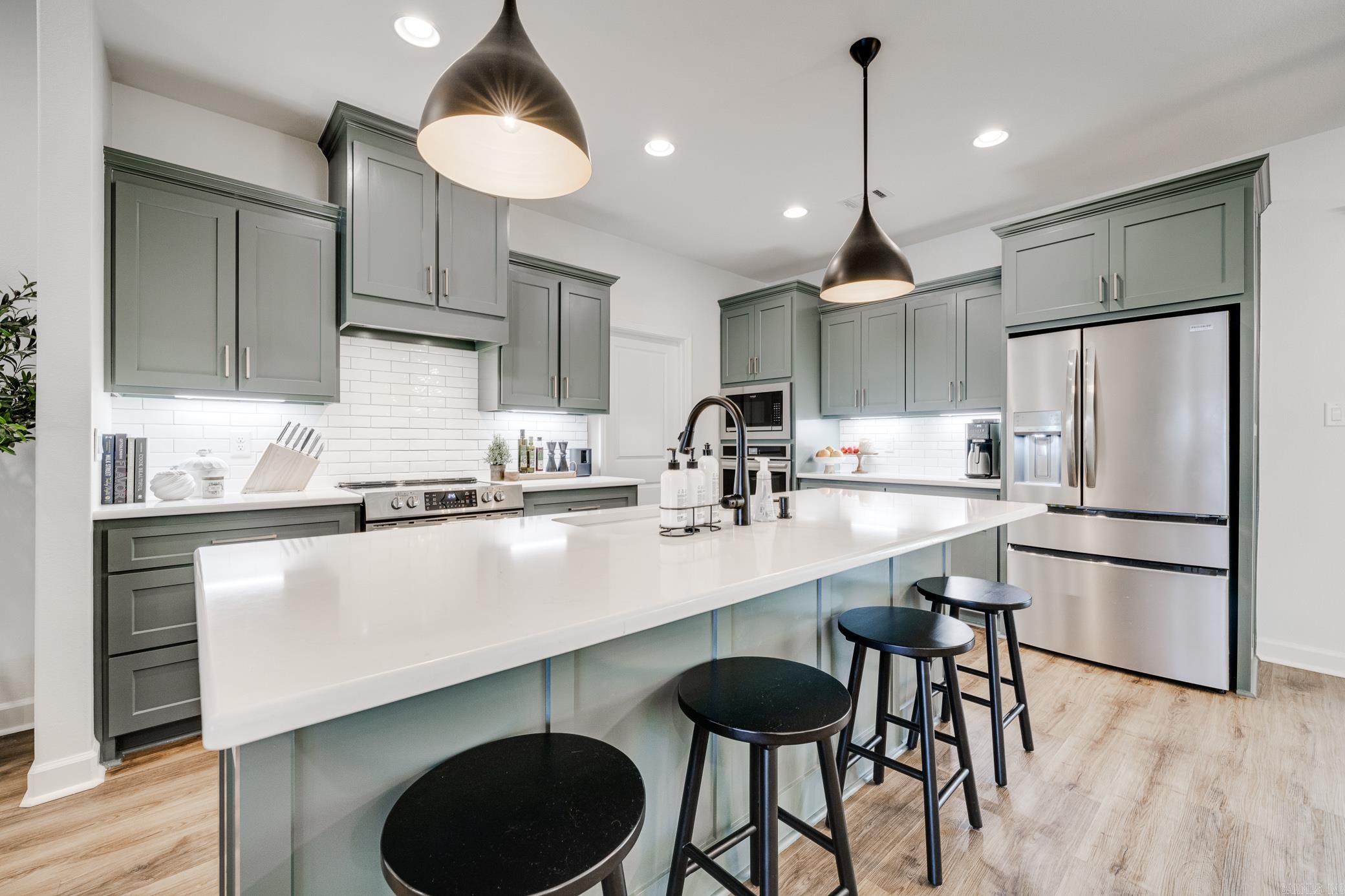 OLDE SALEM TOWNSHIP - Residential