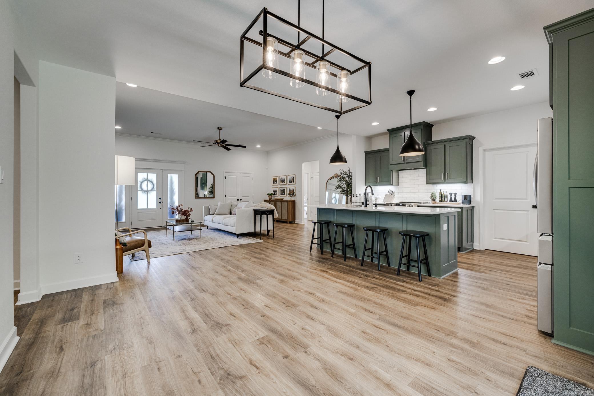 OLDE SALEM TOWNSHIP - Residential