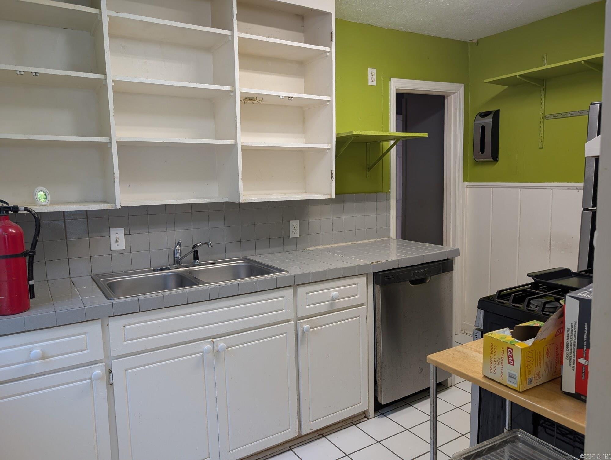 CHERRY & COX - Residential