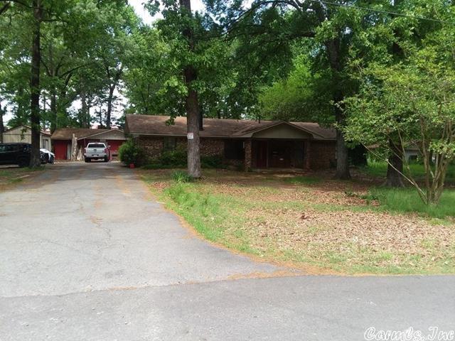 Home has new roof, 3 year old HVAC, new privacy fence.  4BR, 3BA home with outbuilding and extra lot.The seller of this home was a close relative and sales price does not accurately reflect appraised value.