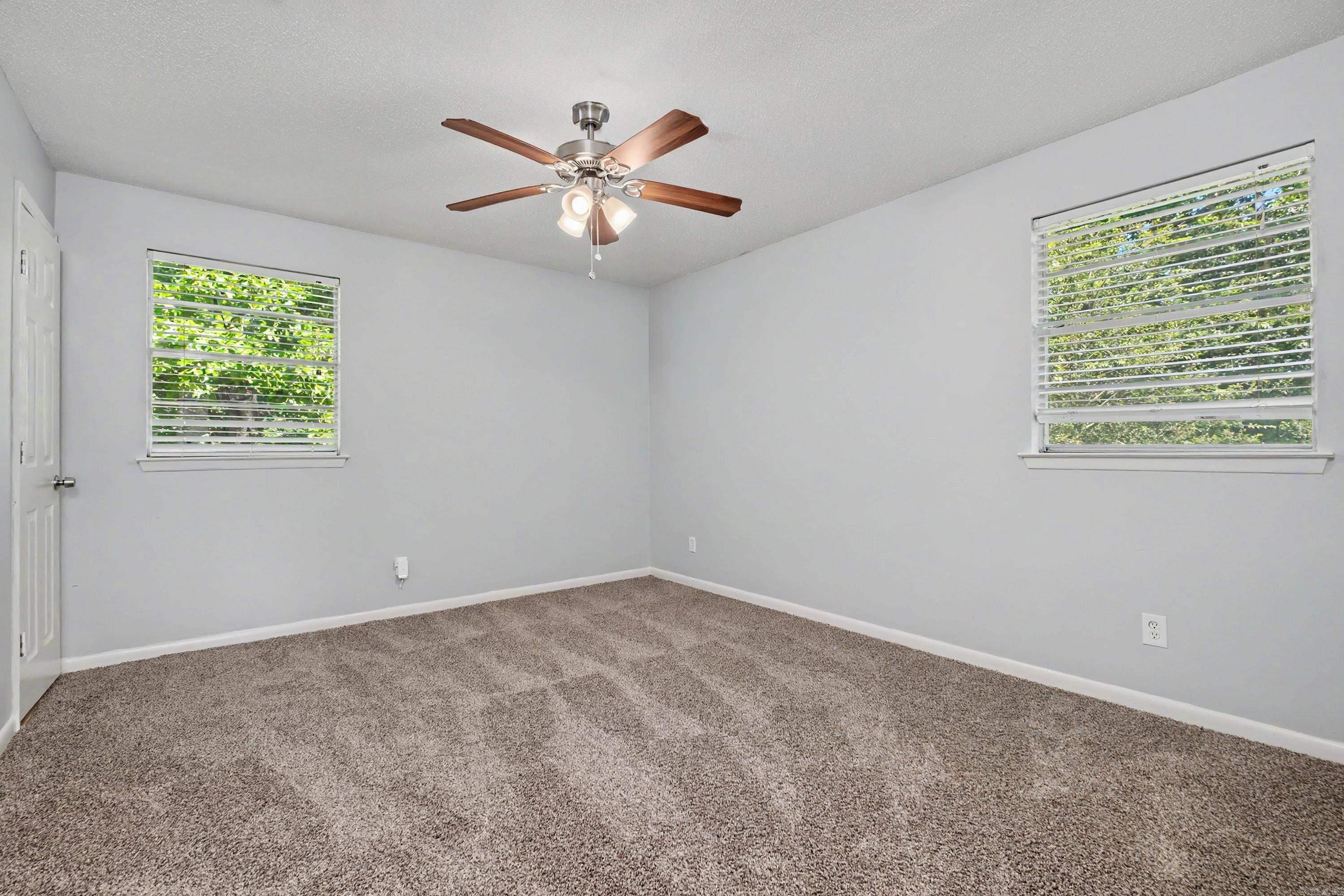 VERVACK HILLS - Residential