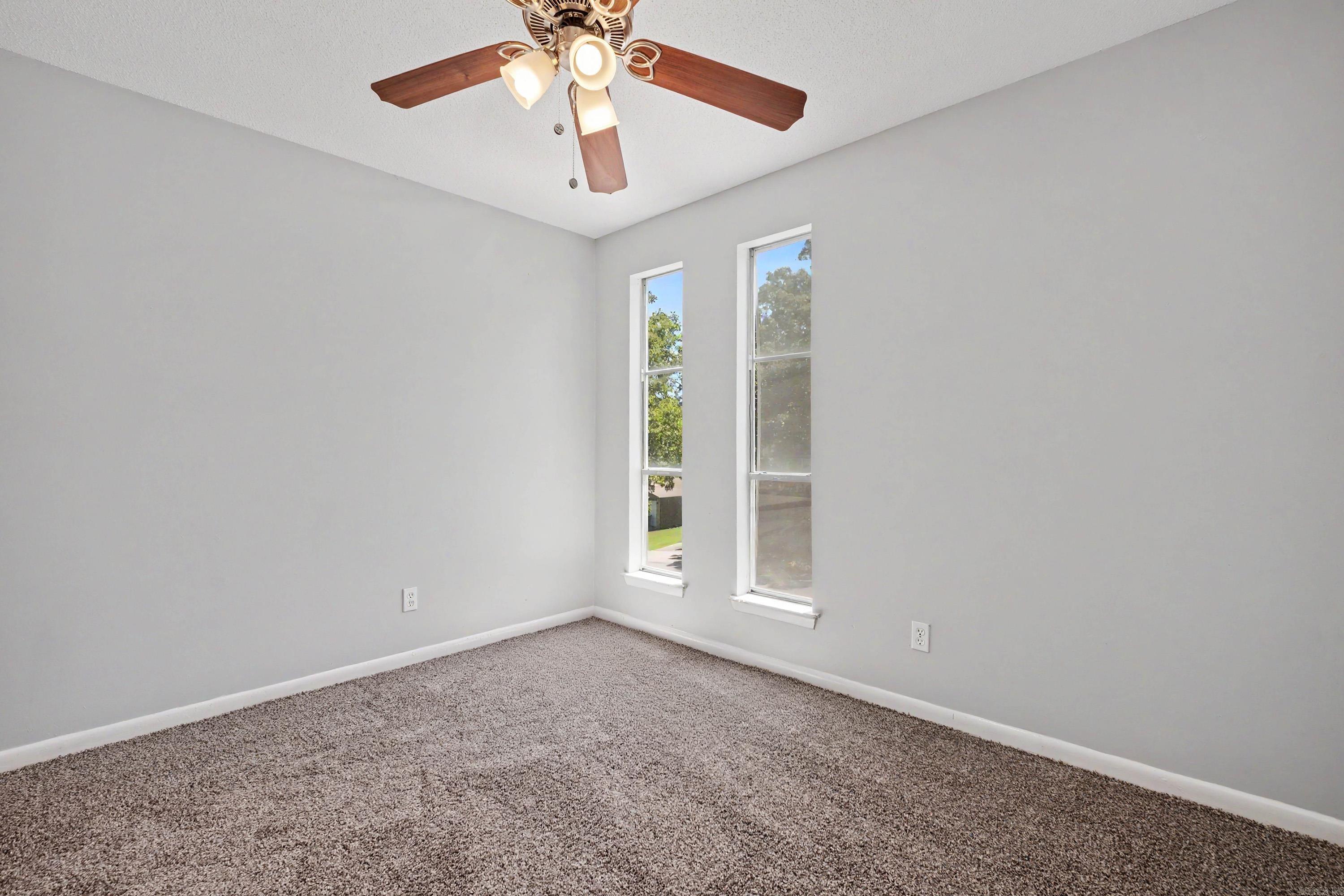 VERVACK HILLS - Residential