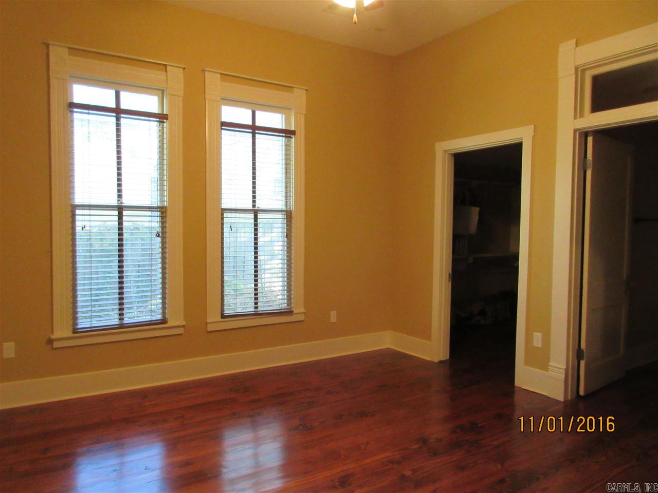 CITY OF LR L1 - Residential