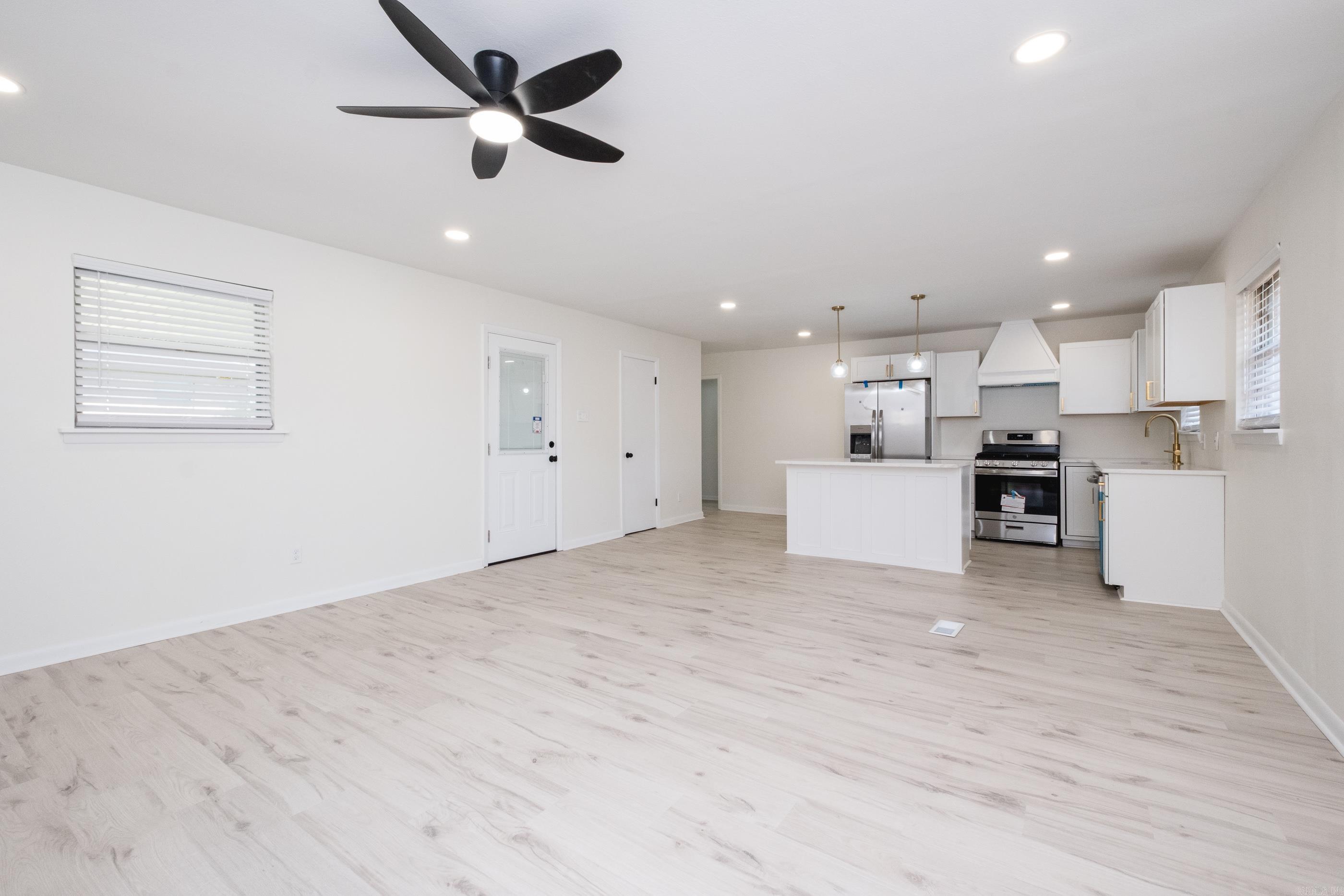 SMITH HEIGHTS - Residential