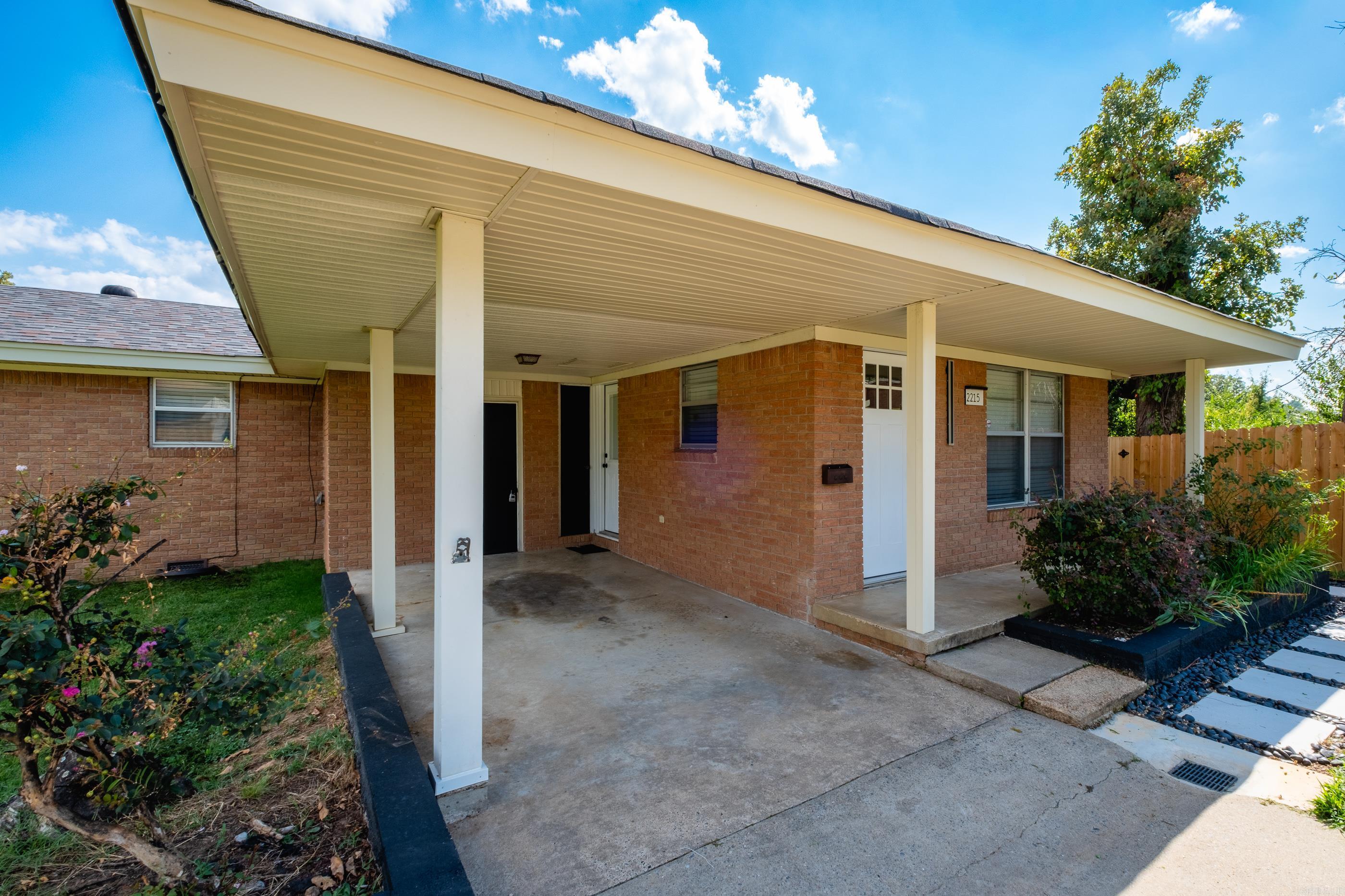 SMITH HEIGHTS - Residential