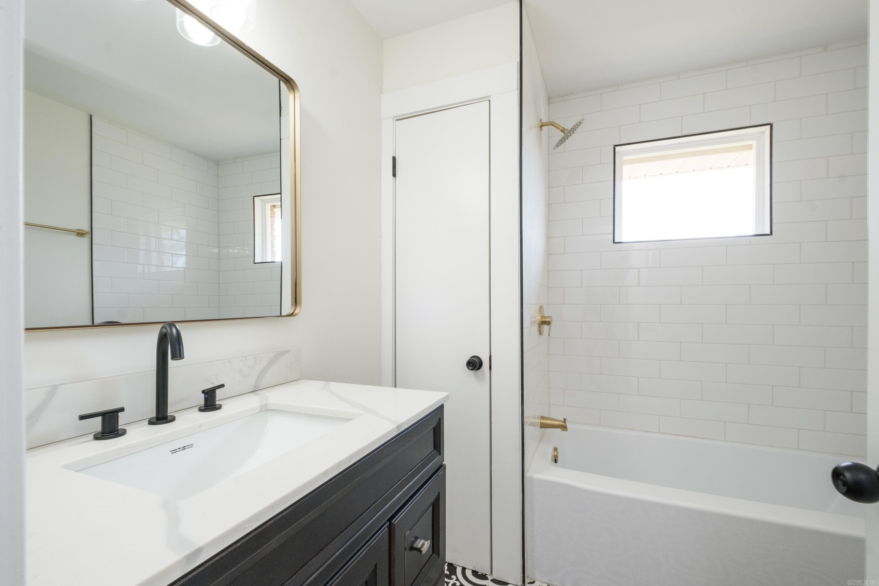 SMITH HEIGHTS - Residential