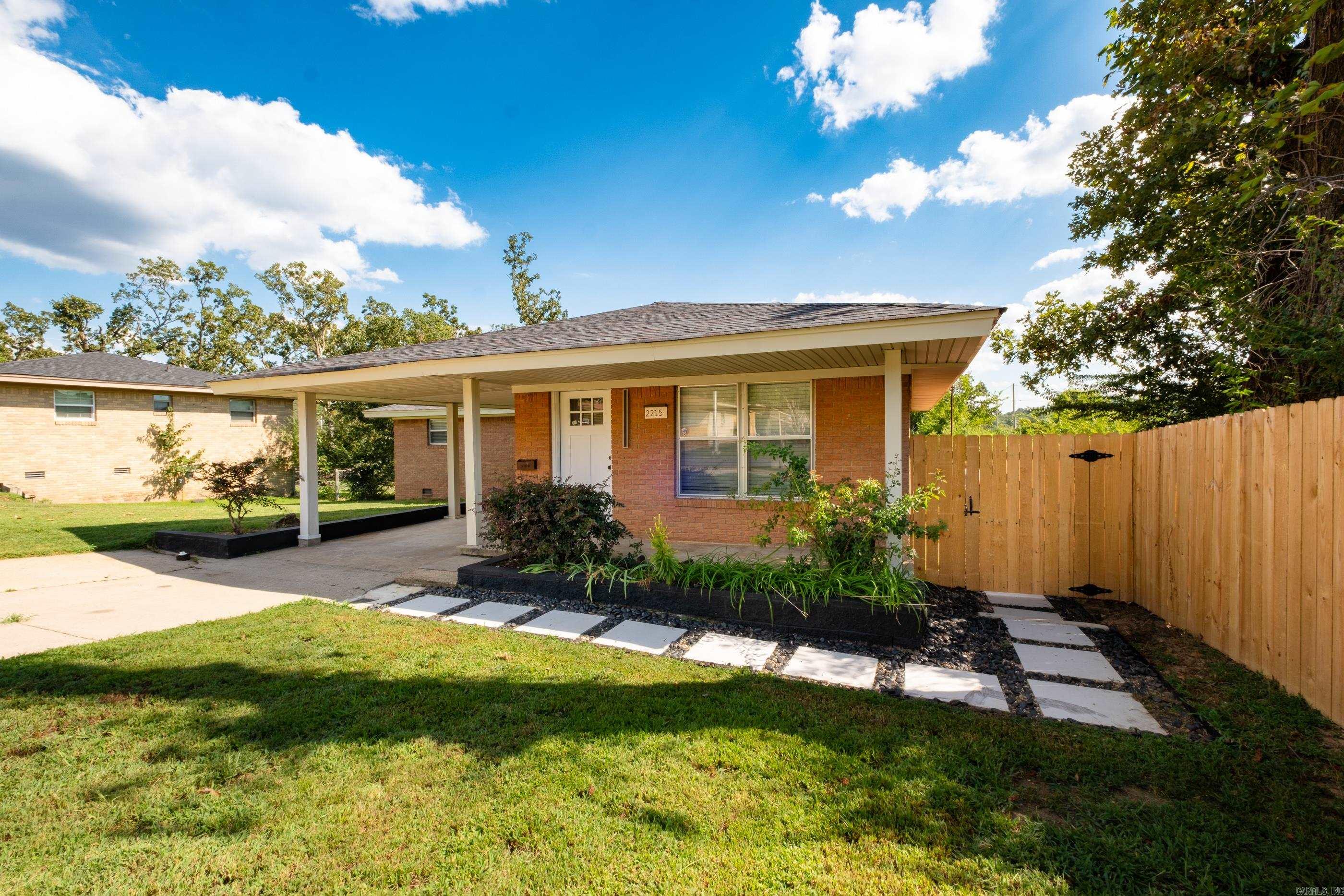 SMITH HEIGHTS - Residential