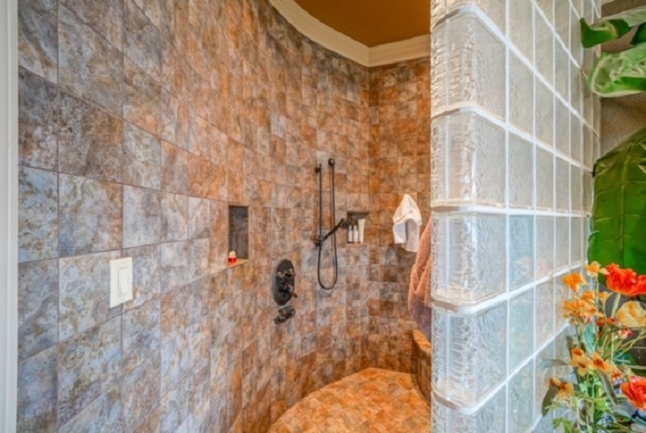 ARD POINTE - Residential