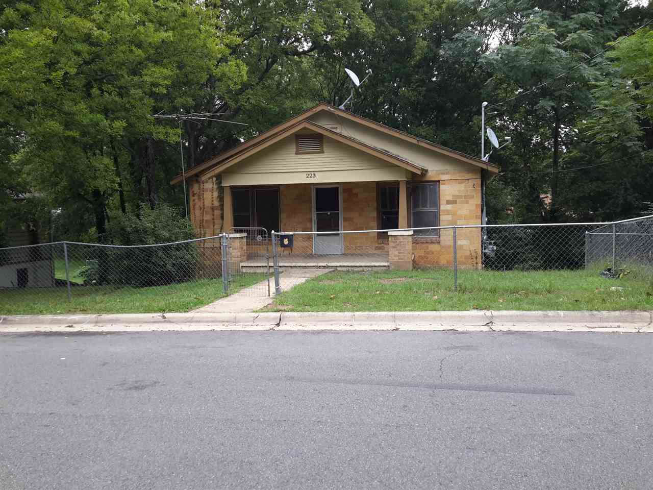 BLACKS SUB - Residential
