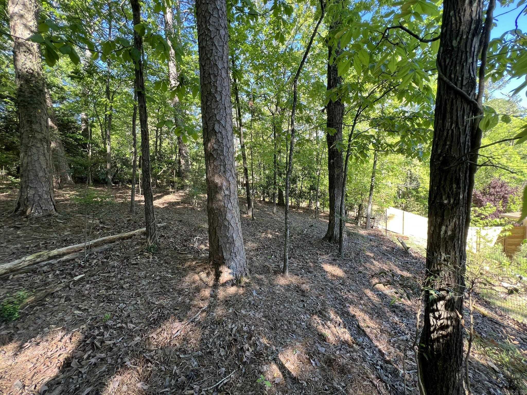 Robinwood - Land
