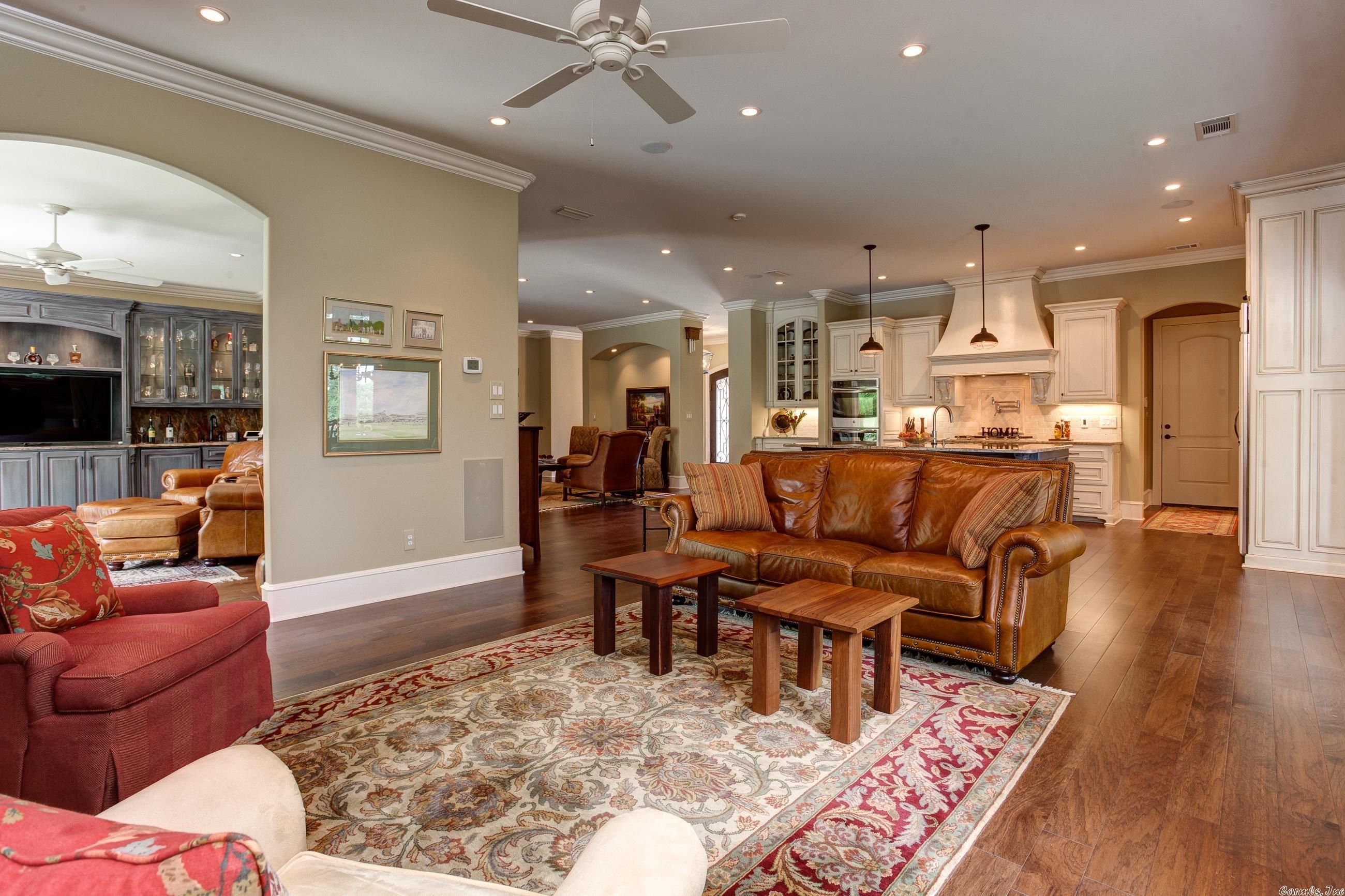 HICKORY POINTE ADDN - Residential