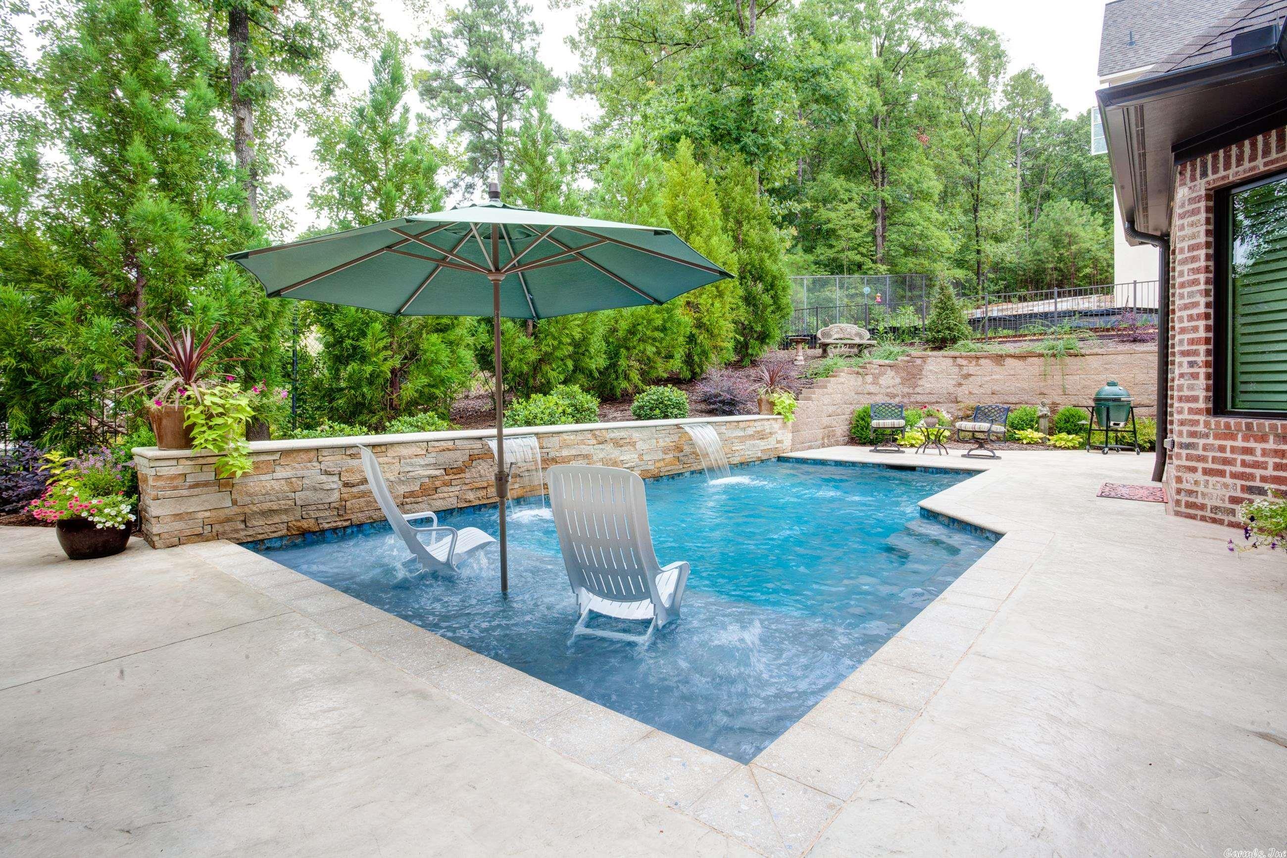 HICKORY POINTE ADDN - Residential