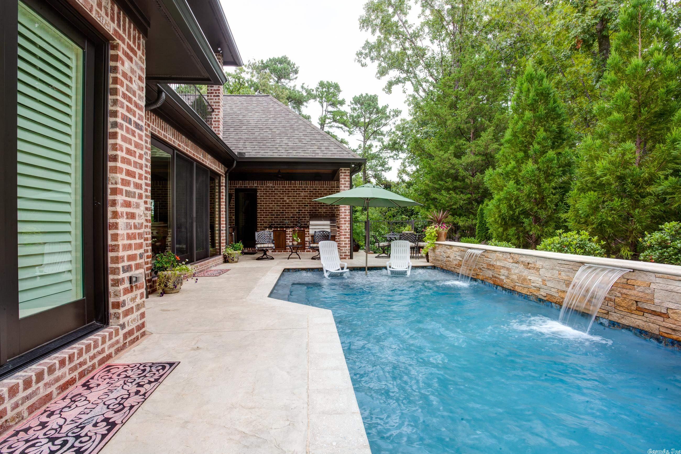 HICKORY POINTE ADDN - Residential