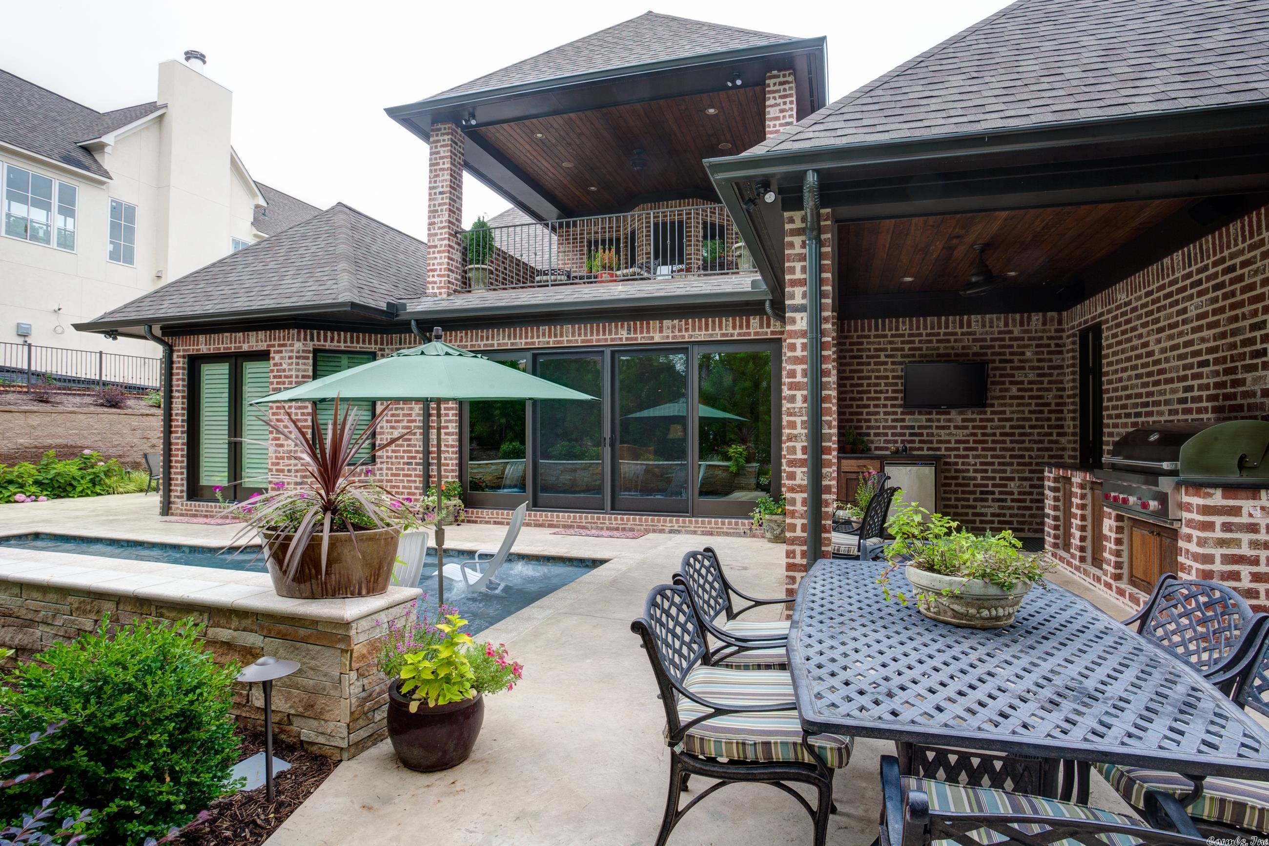 HICKORY POINTE ADDN - Residential
