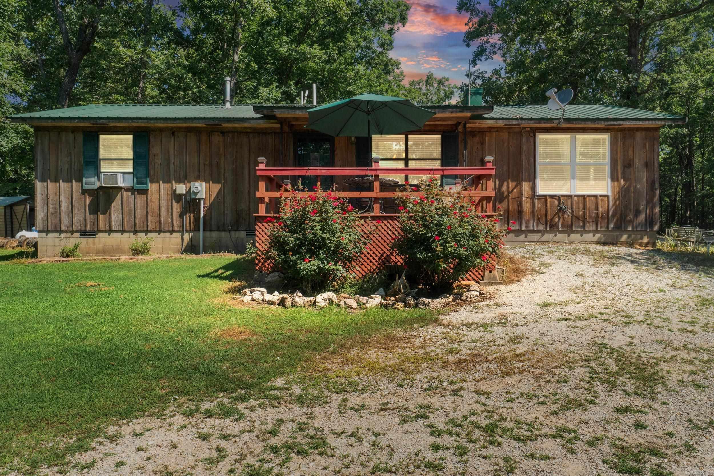 The perfect place for the hunter's dream property. This 40 acres already has a lodge ready for you to lay your head in between hunting days. Turkey and deer are plentiful in this area. A private and secluded location make this an easy choice for someone looking for a peaceful retreat. Call today to schedule your private showing.