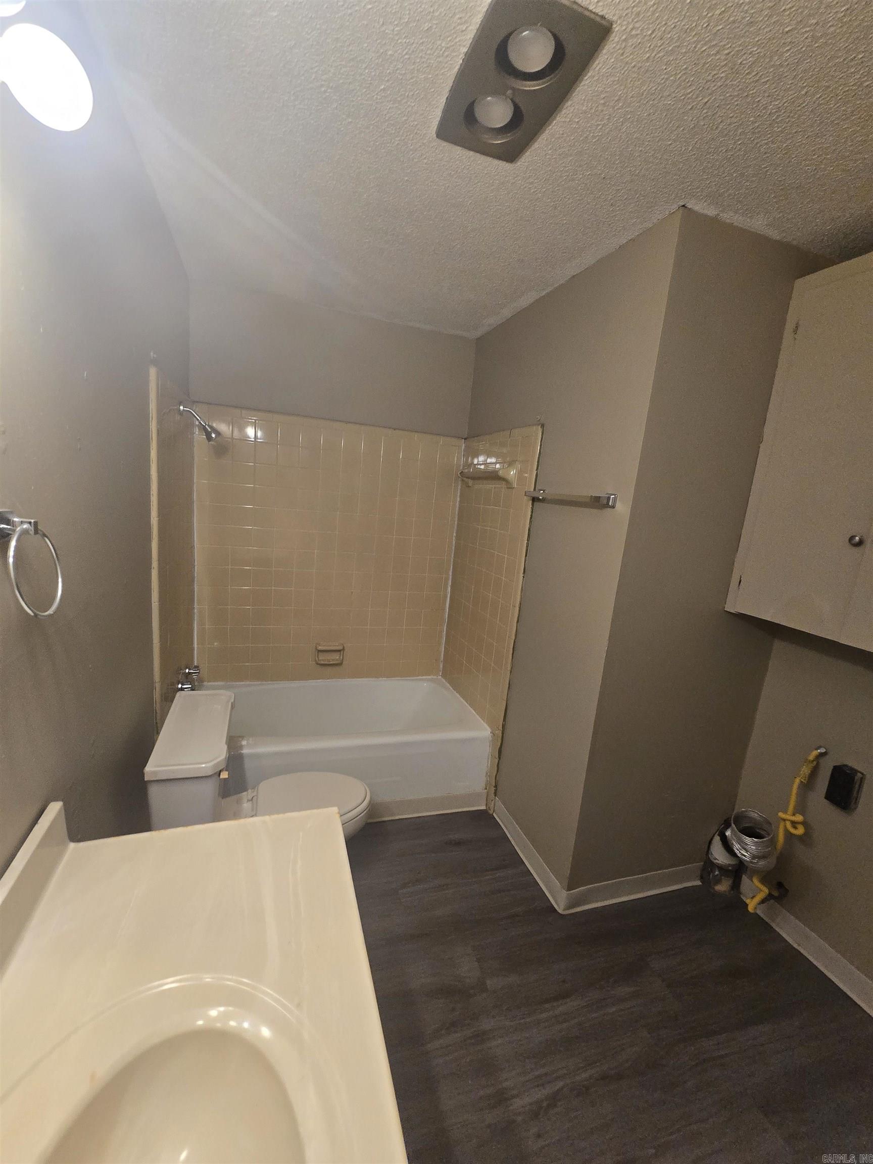 Patriot Manor - Residential Lease