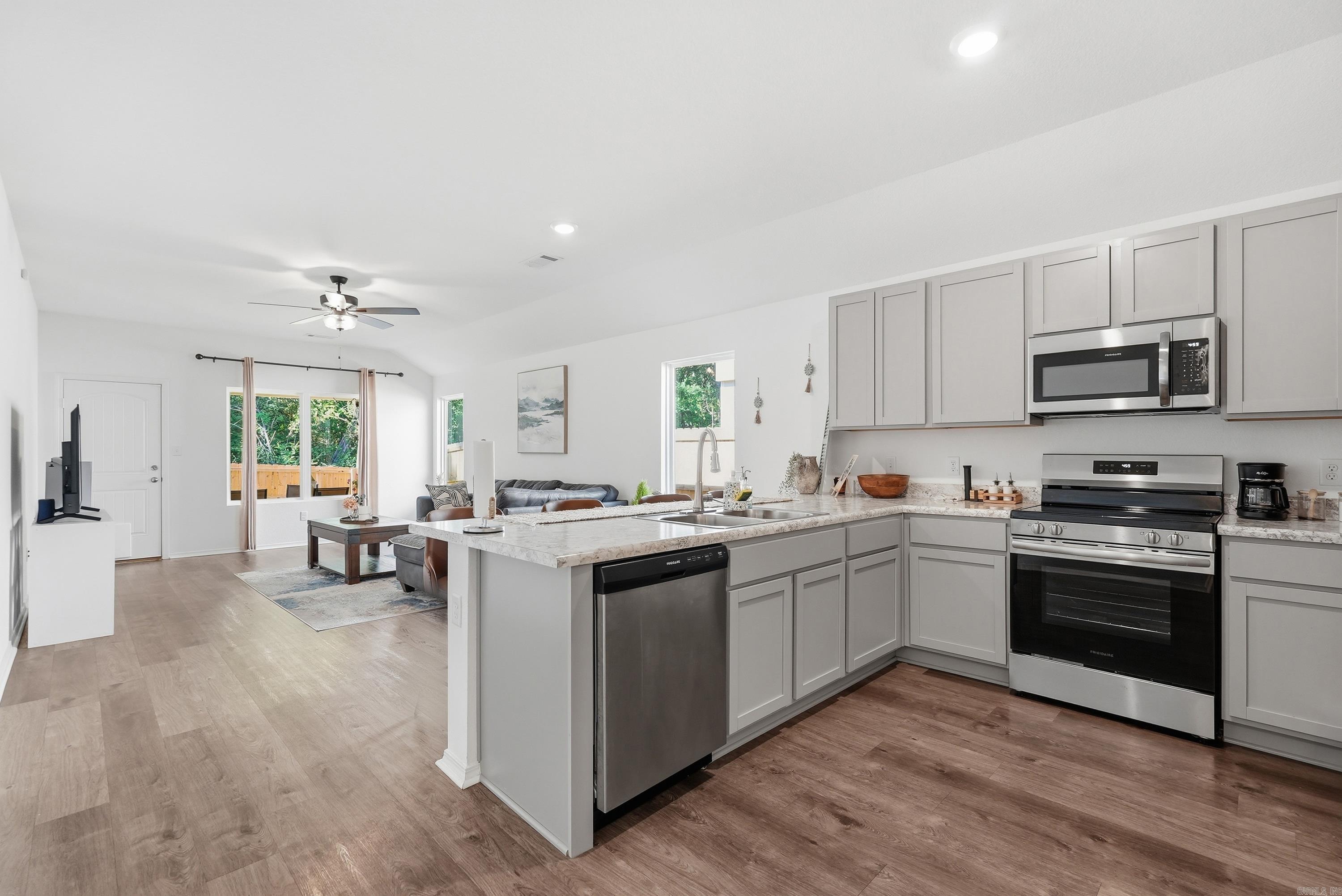 BELL VALLEY - Residential