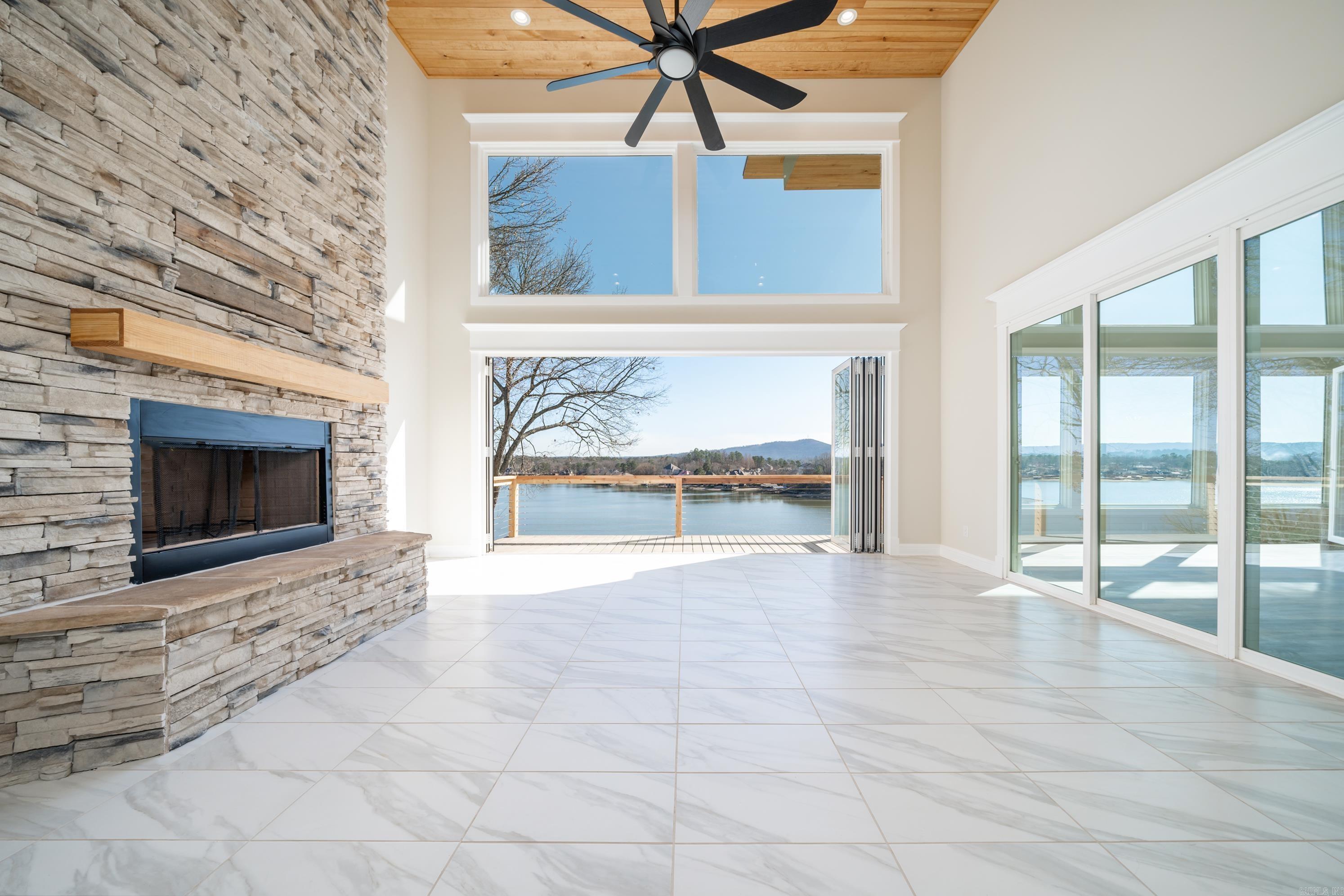 Lake View - Residential