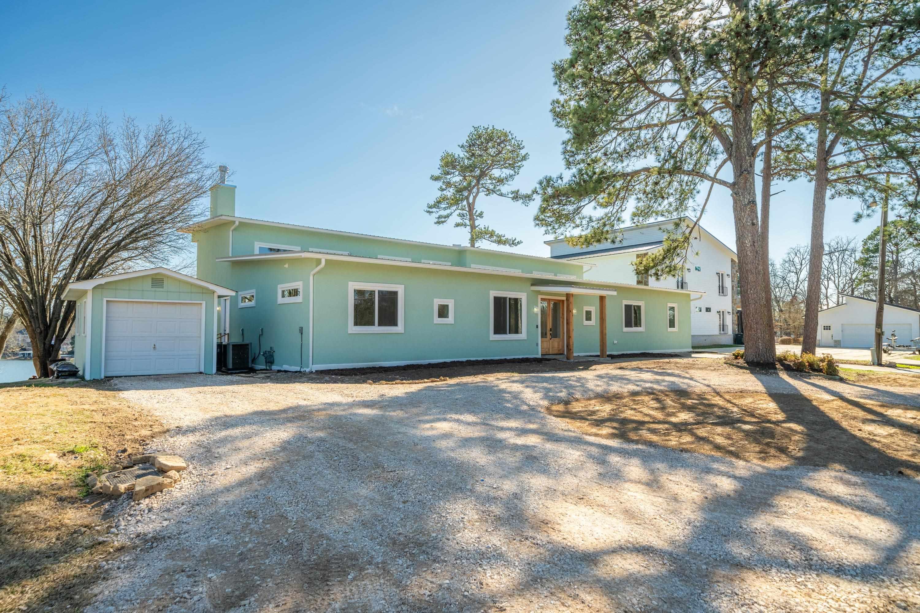 Lake View - Residential
