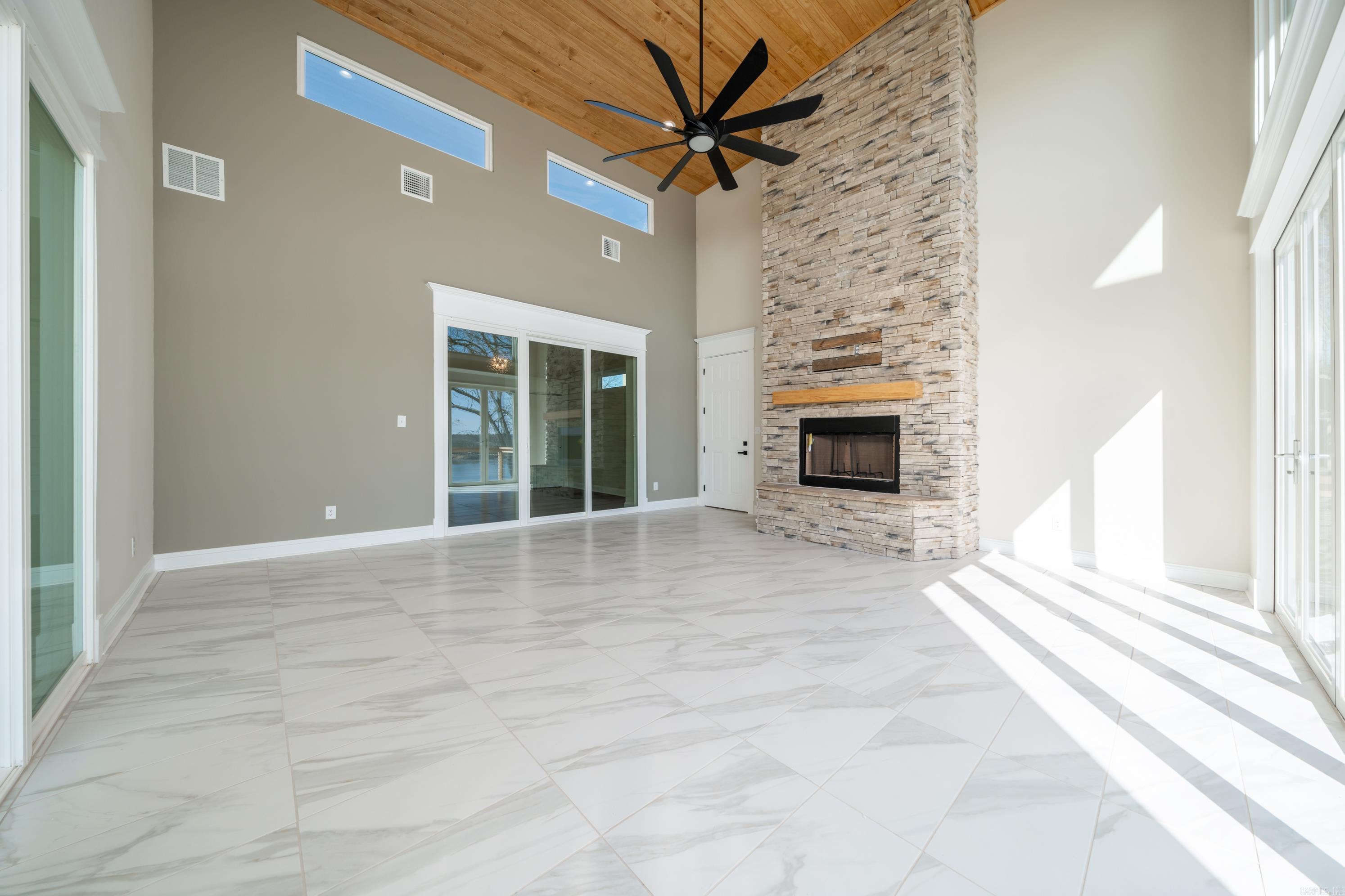 Lake View - Residential