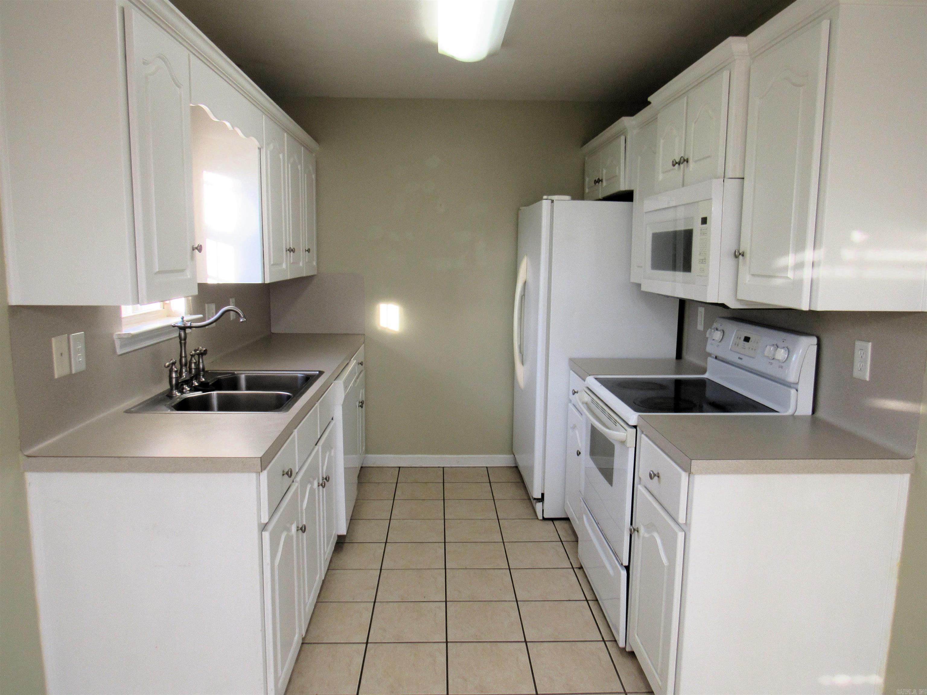 MOON RIDGE ESTATES - Residential
