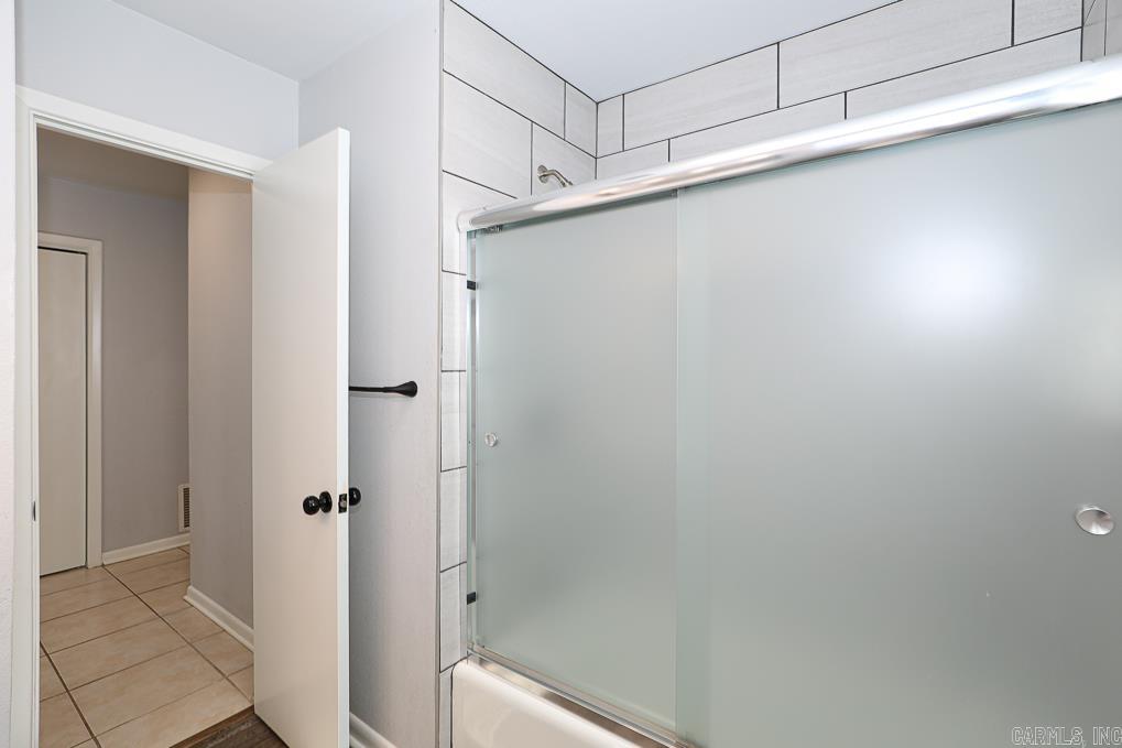 BLOOMFIELD HILLS - Residential