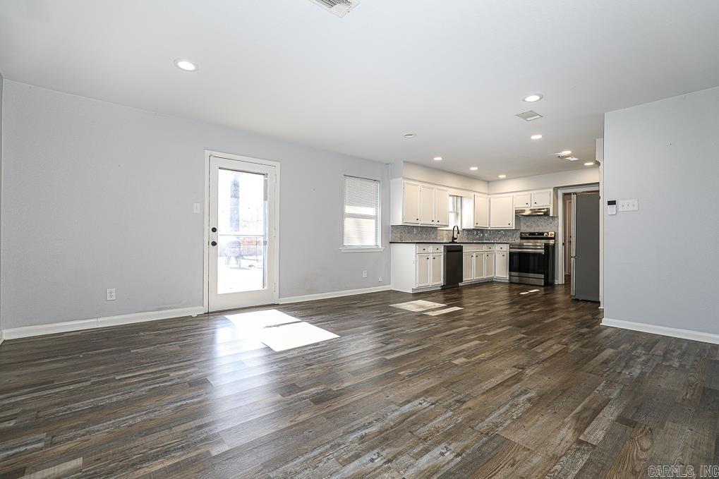 BLOOMFIELD HILLS - Residential