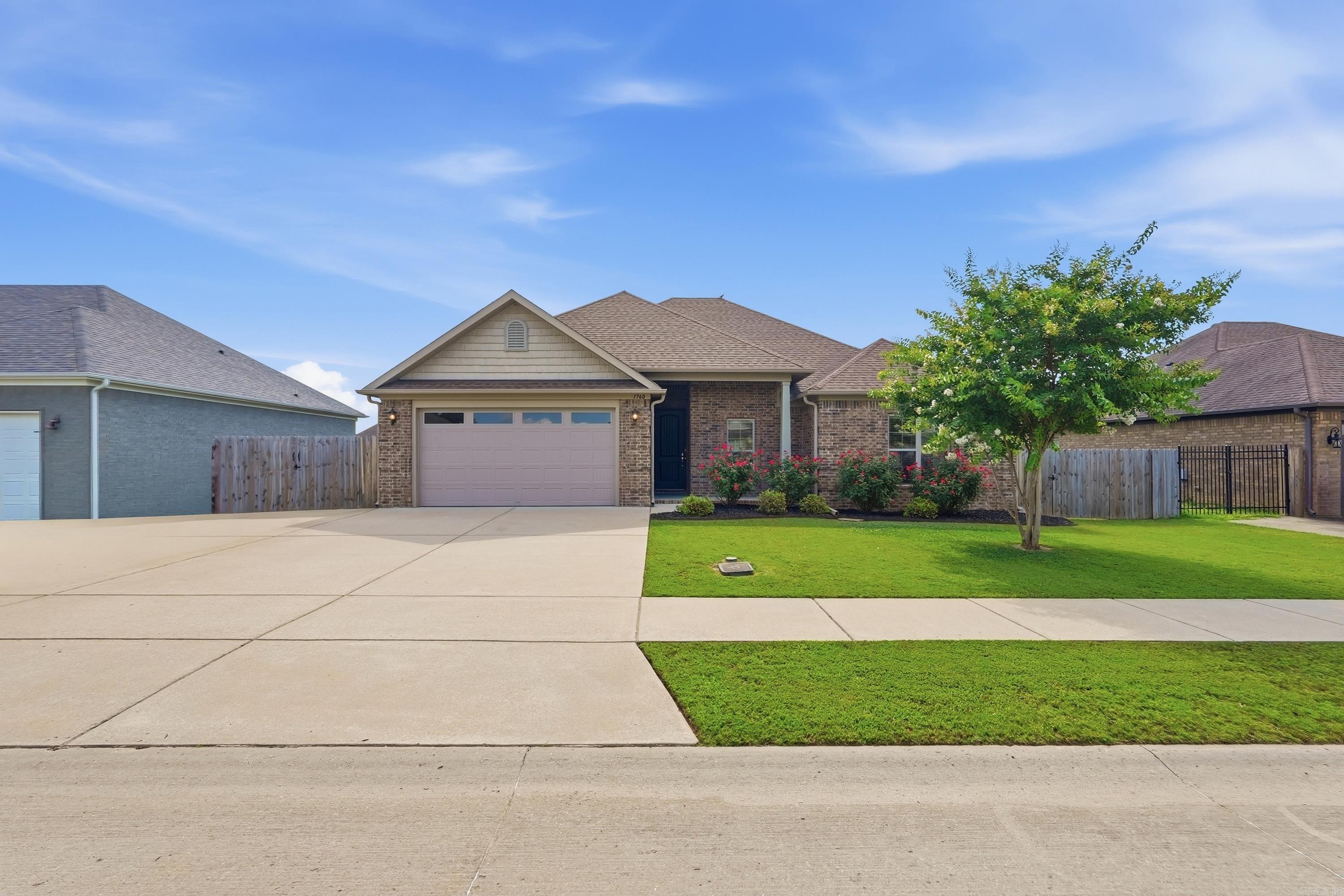 Salem Woods - Residential