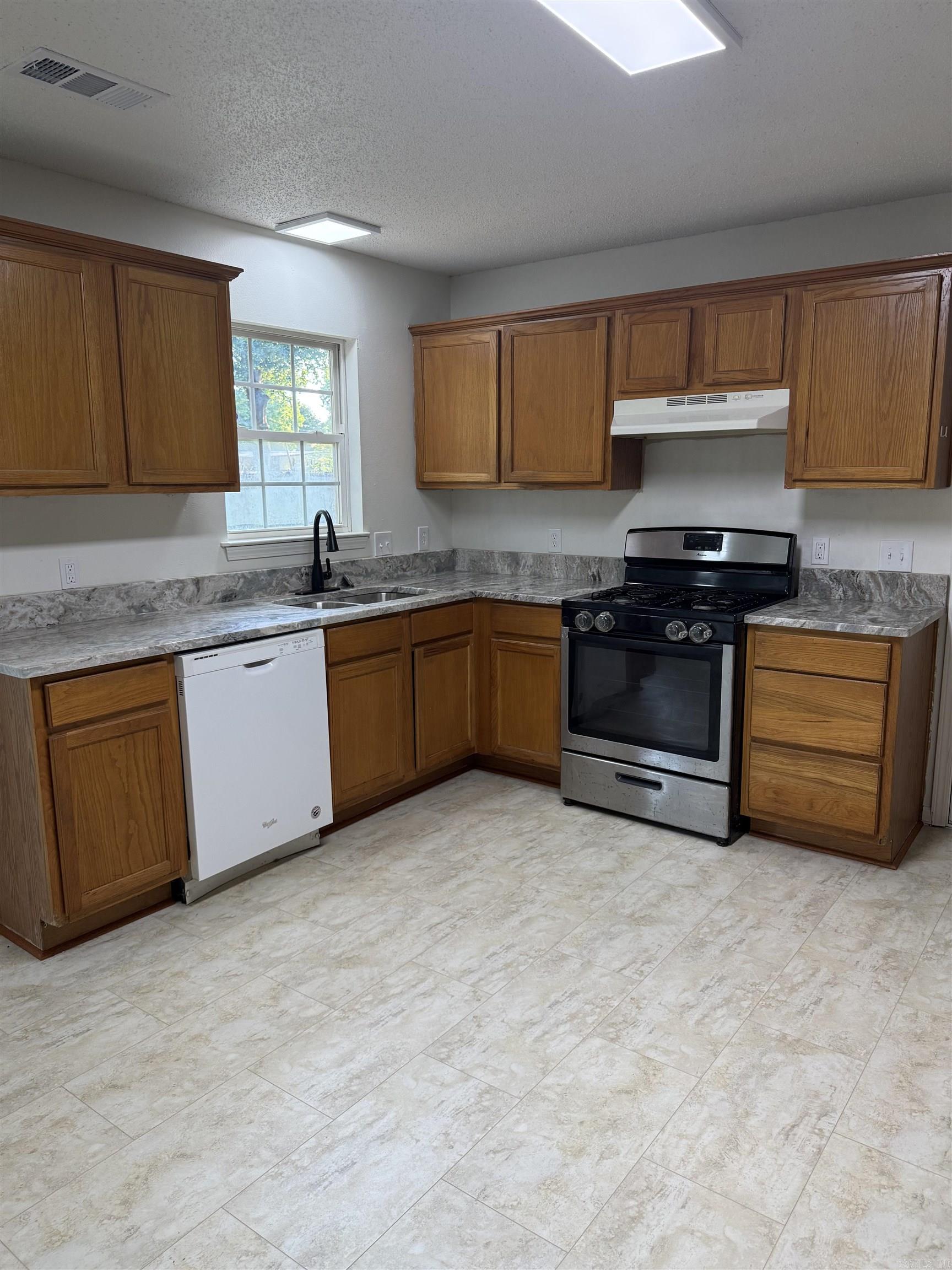 UTLEY - Residential