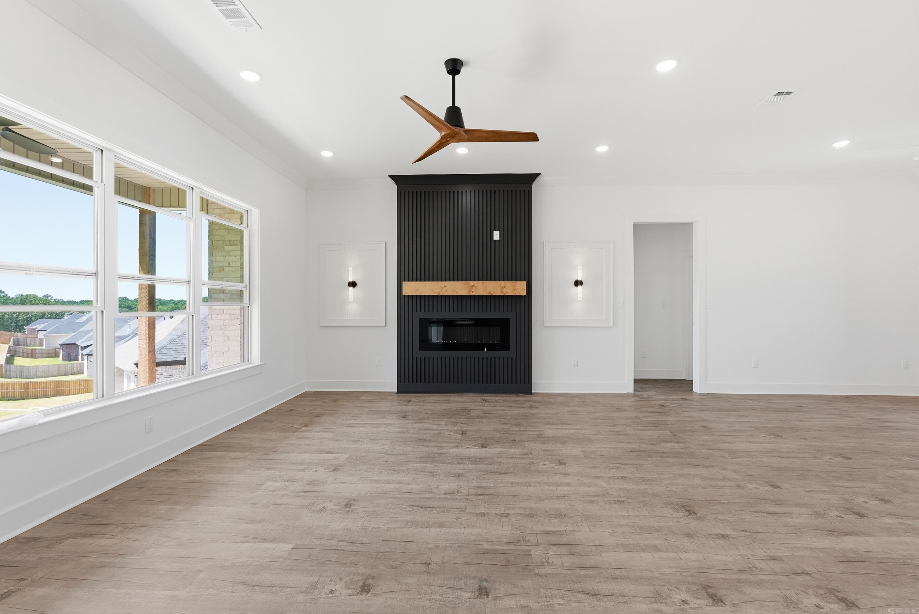 MILLERS GLENN - Residential