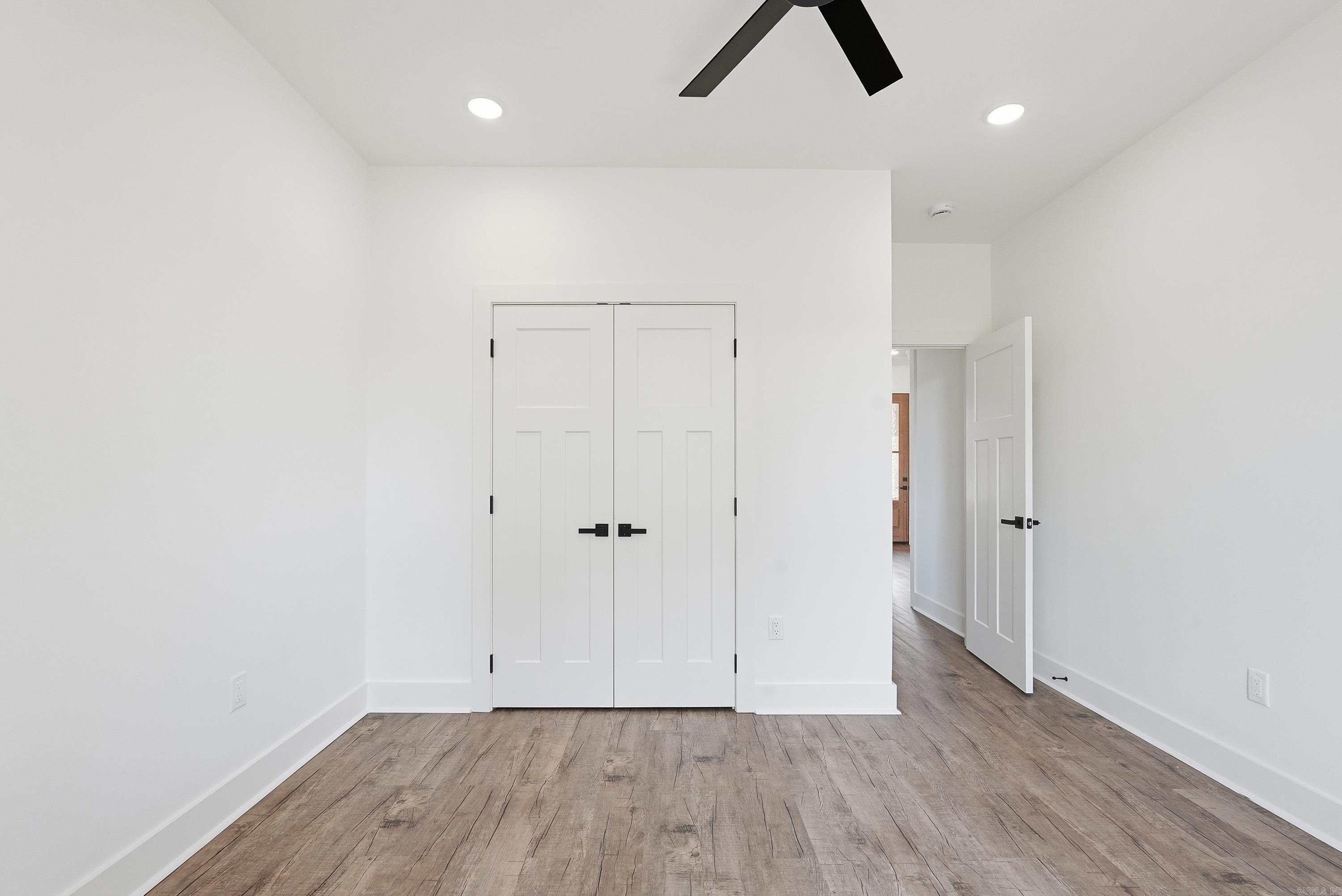 MILLERS GLENN - Residential