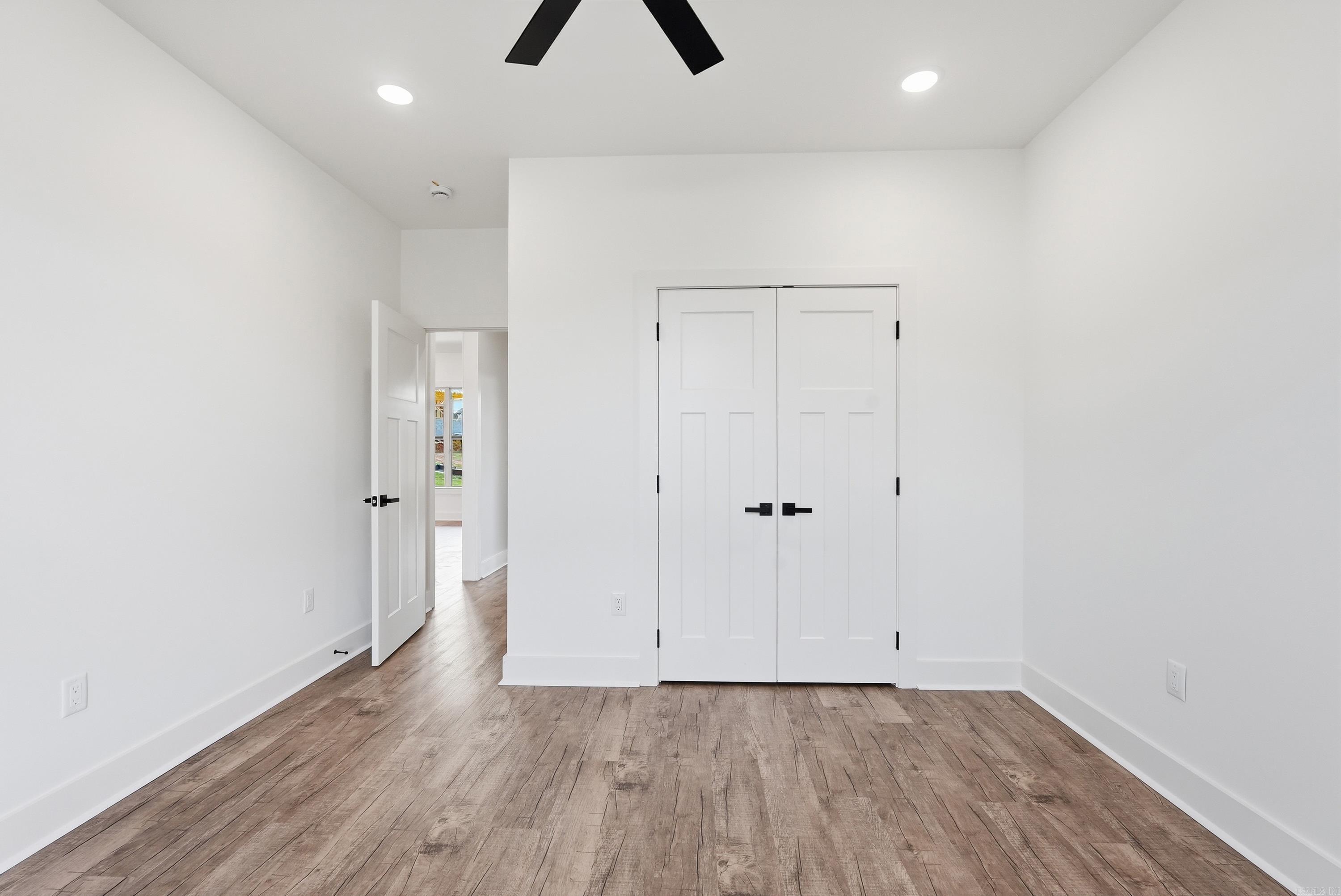 MILLERS GLENN - Residential