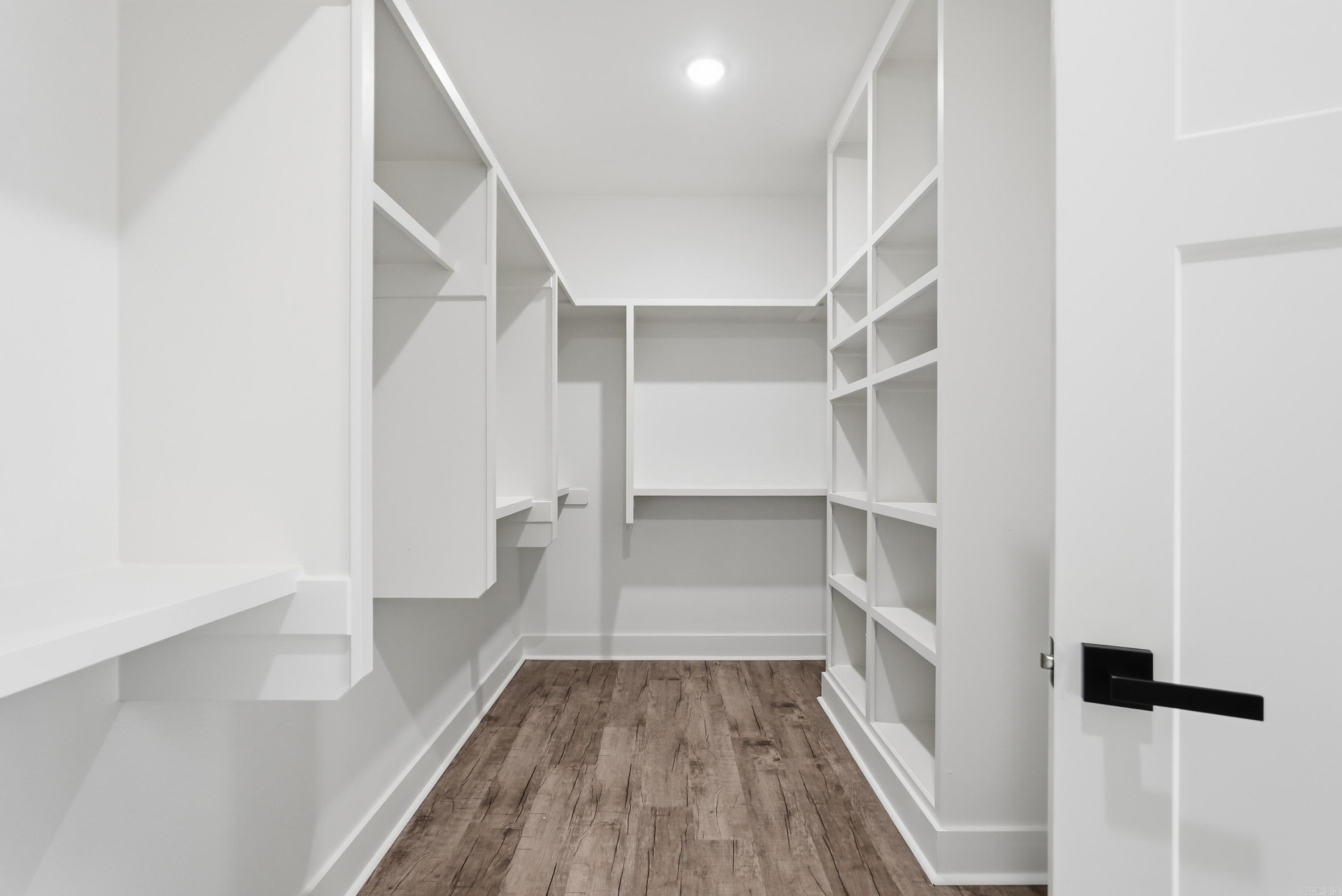 MILLERS GLENN - Residential