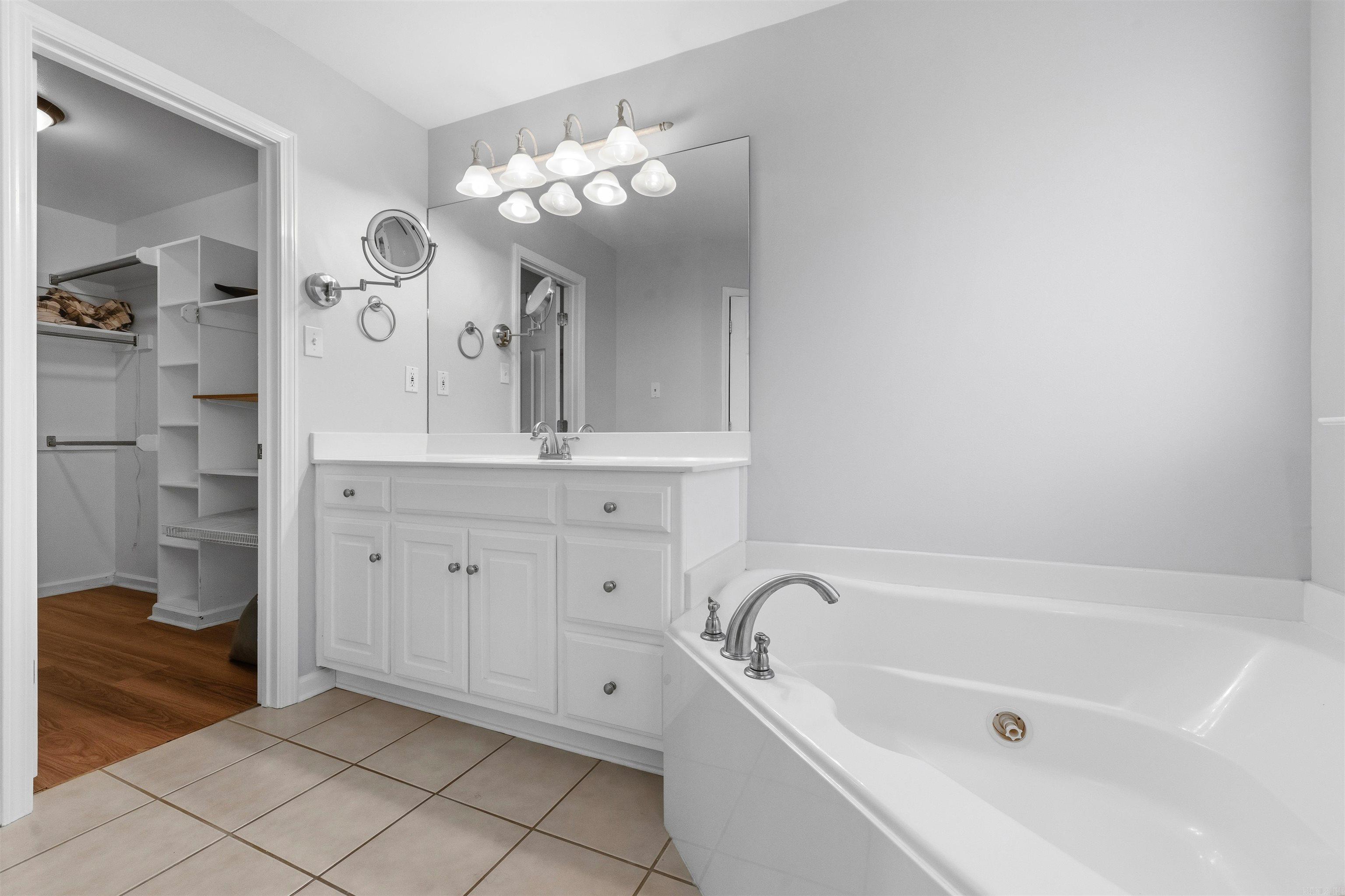 AUSTIN LAKES POINTE ADDN - Residential