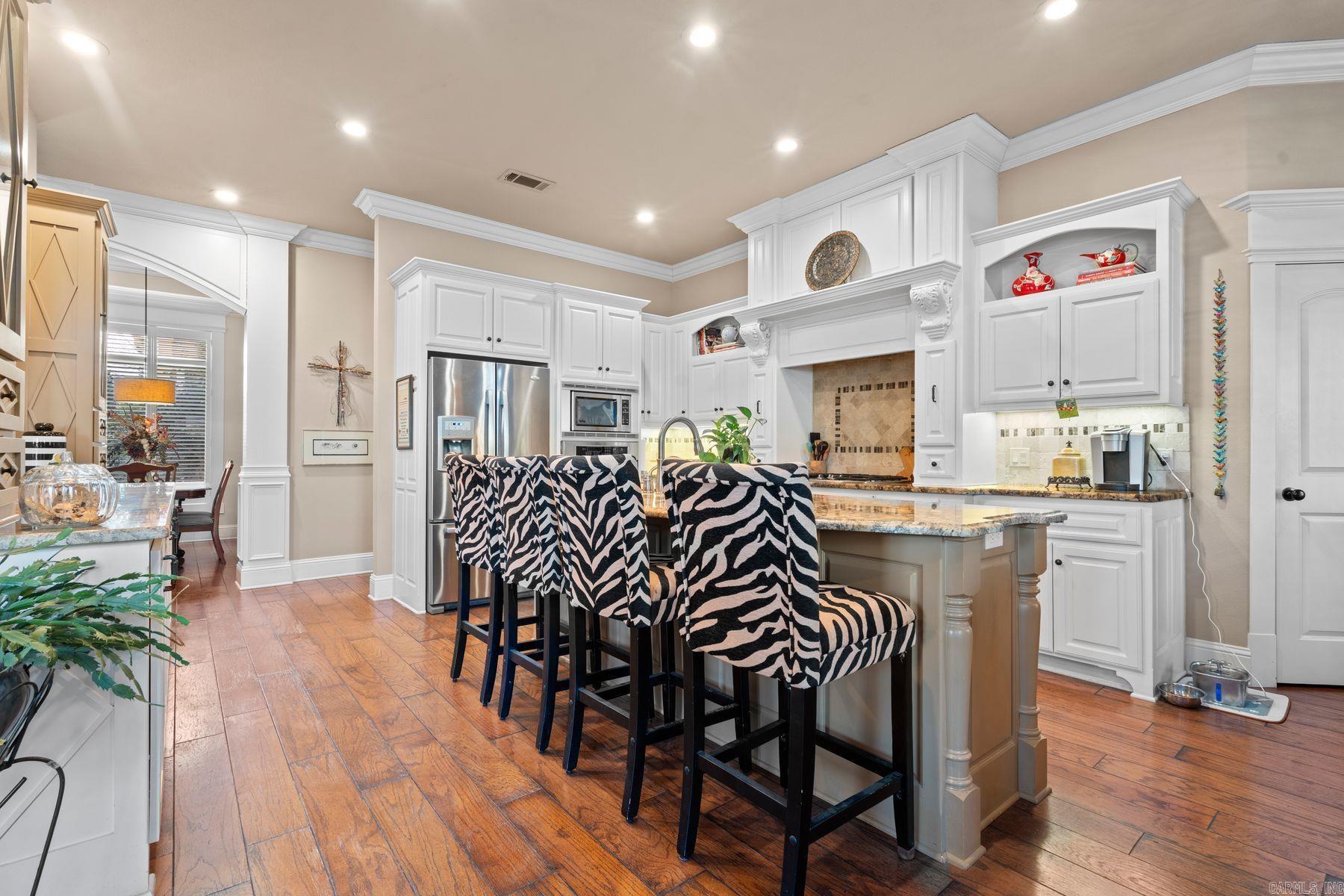 BELLA PLACE - Residential