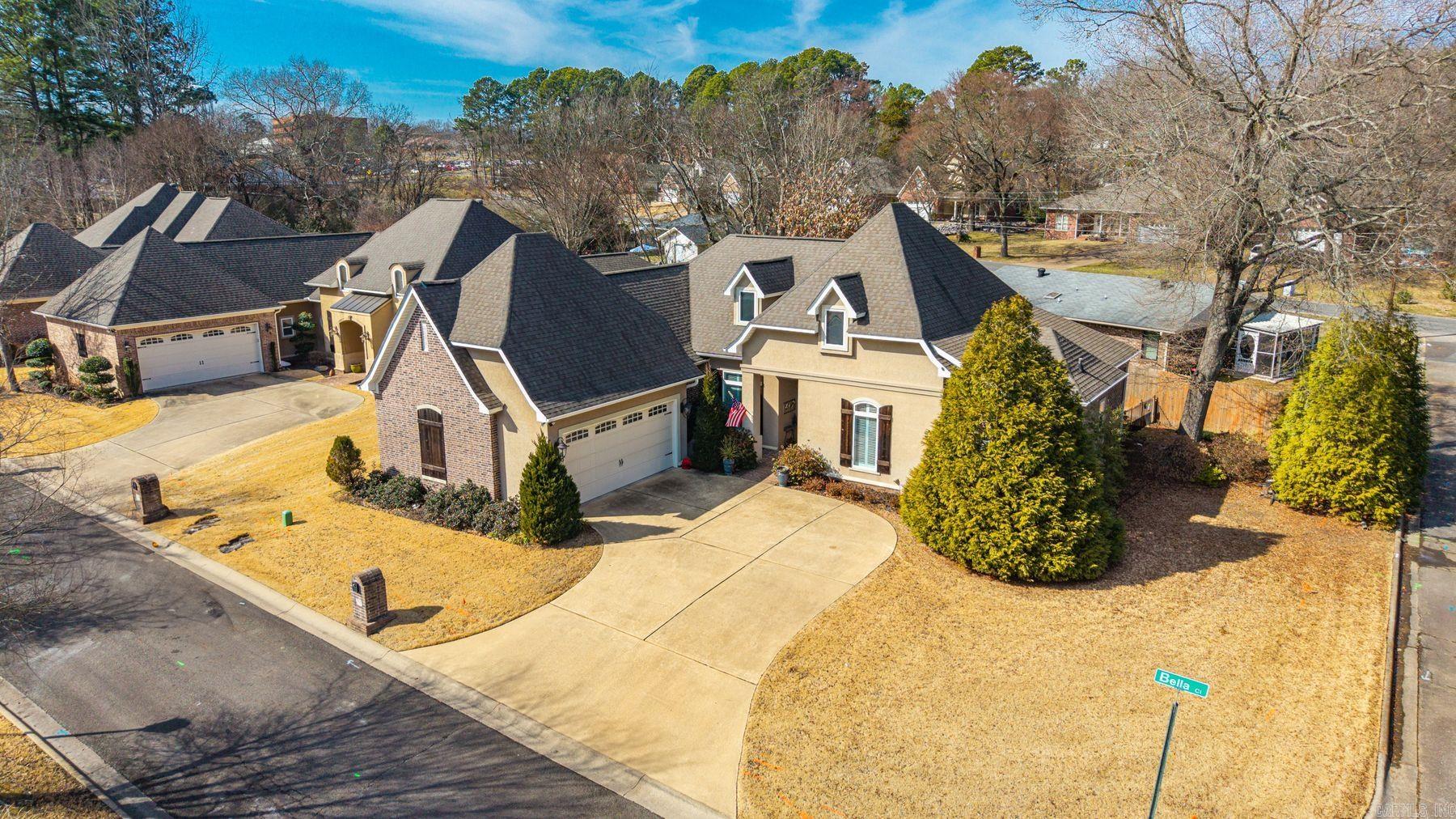 BELLA PLACE - Residential