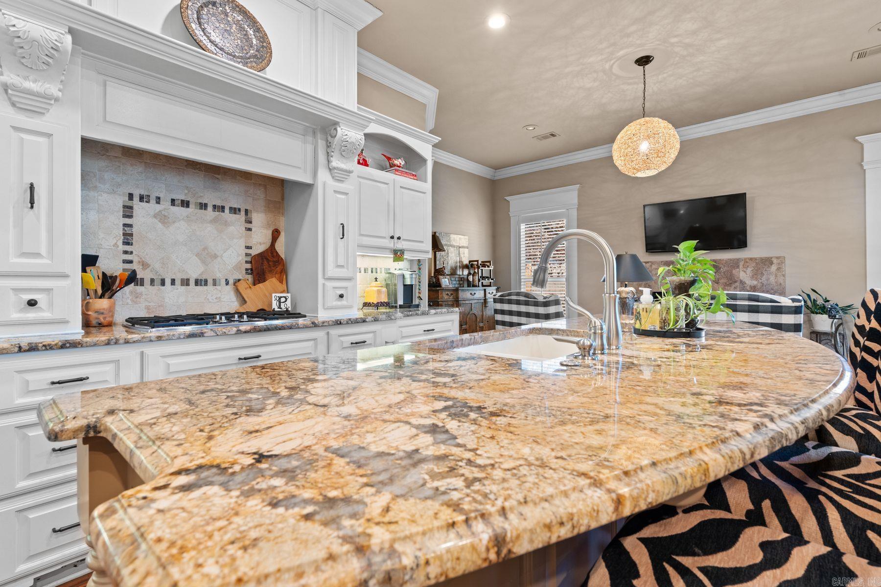BELLA PLACE - Residential