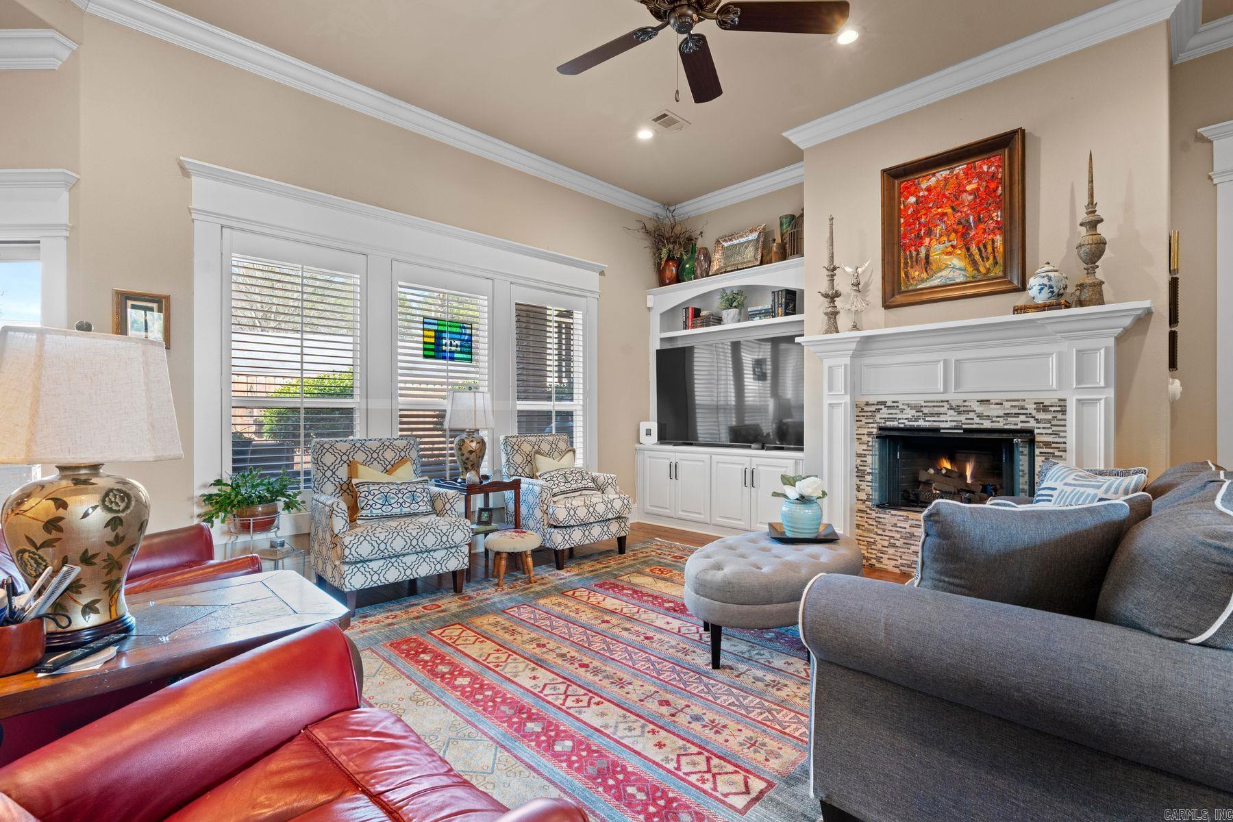 BELLA PLACE - Residential