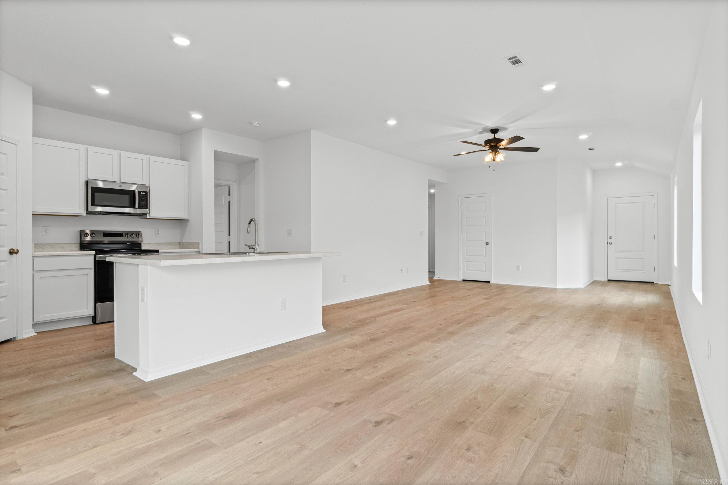 THE MEADOWS - Residential
