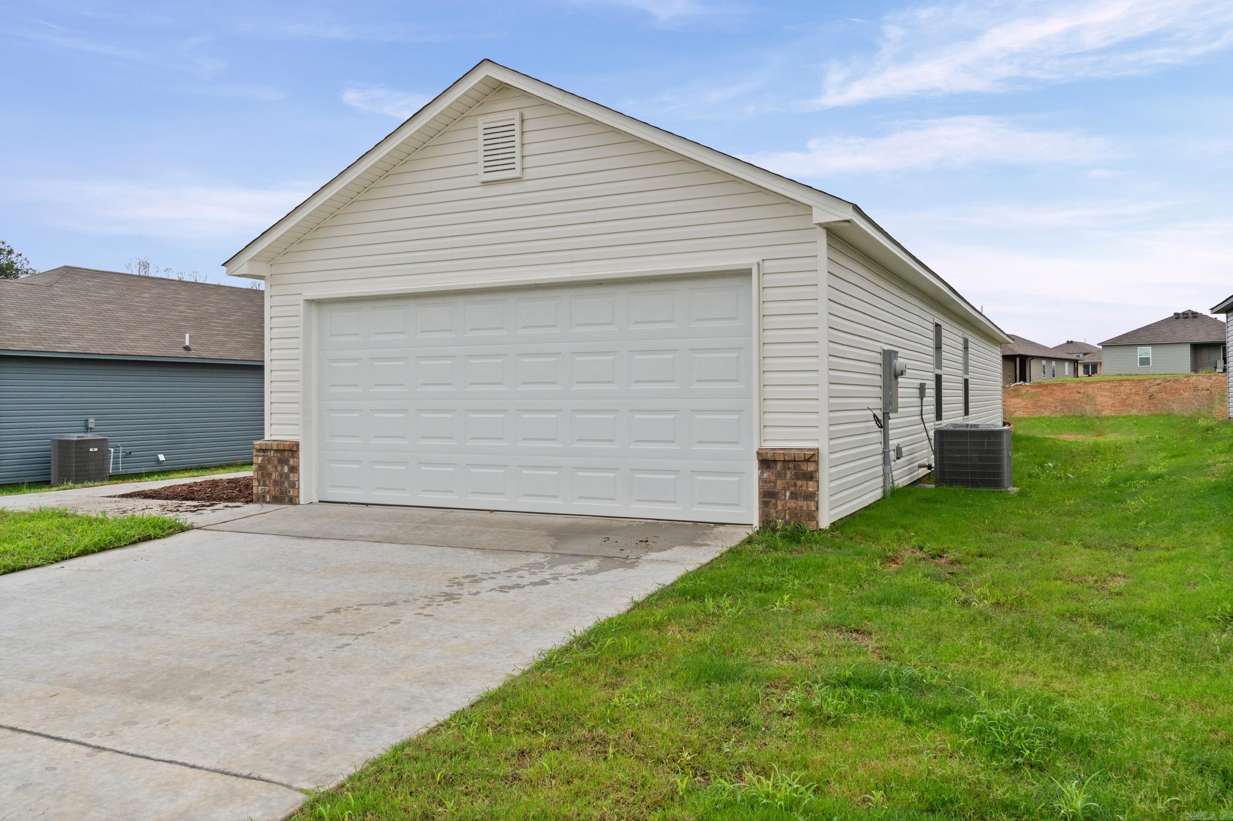THE MEADOWS - Residential