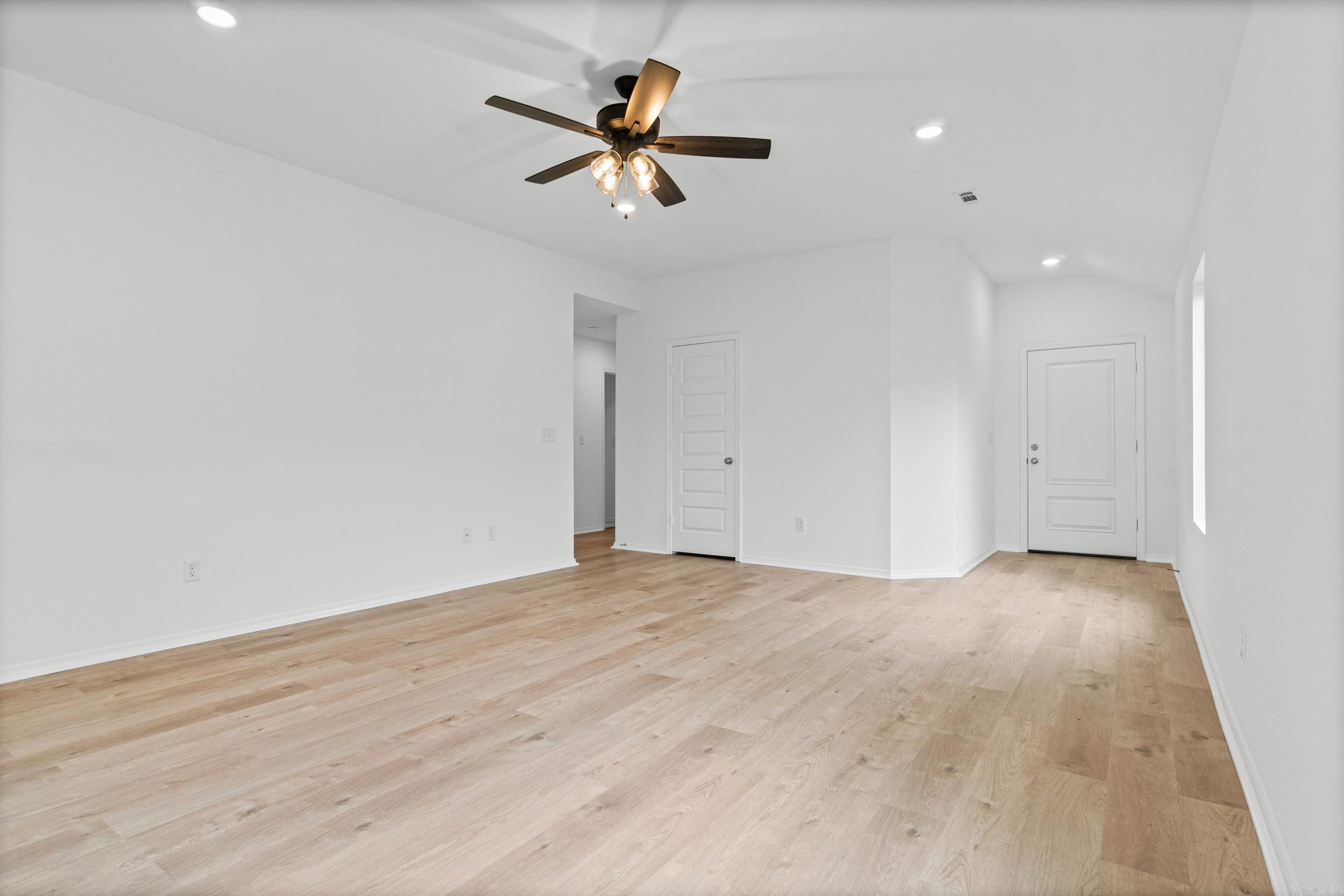 THE MEADOWS - Residential