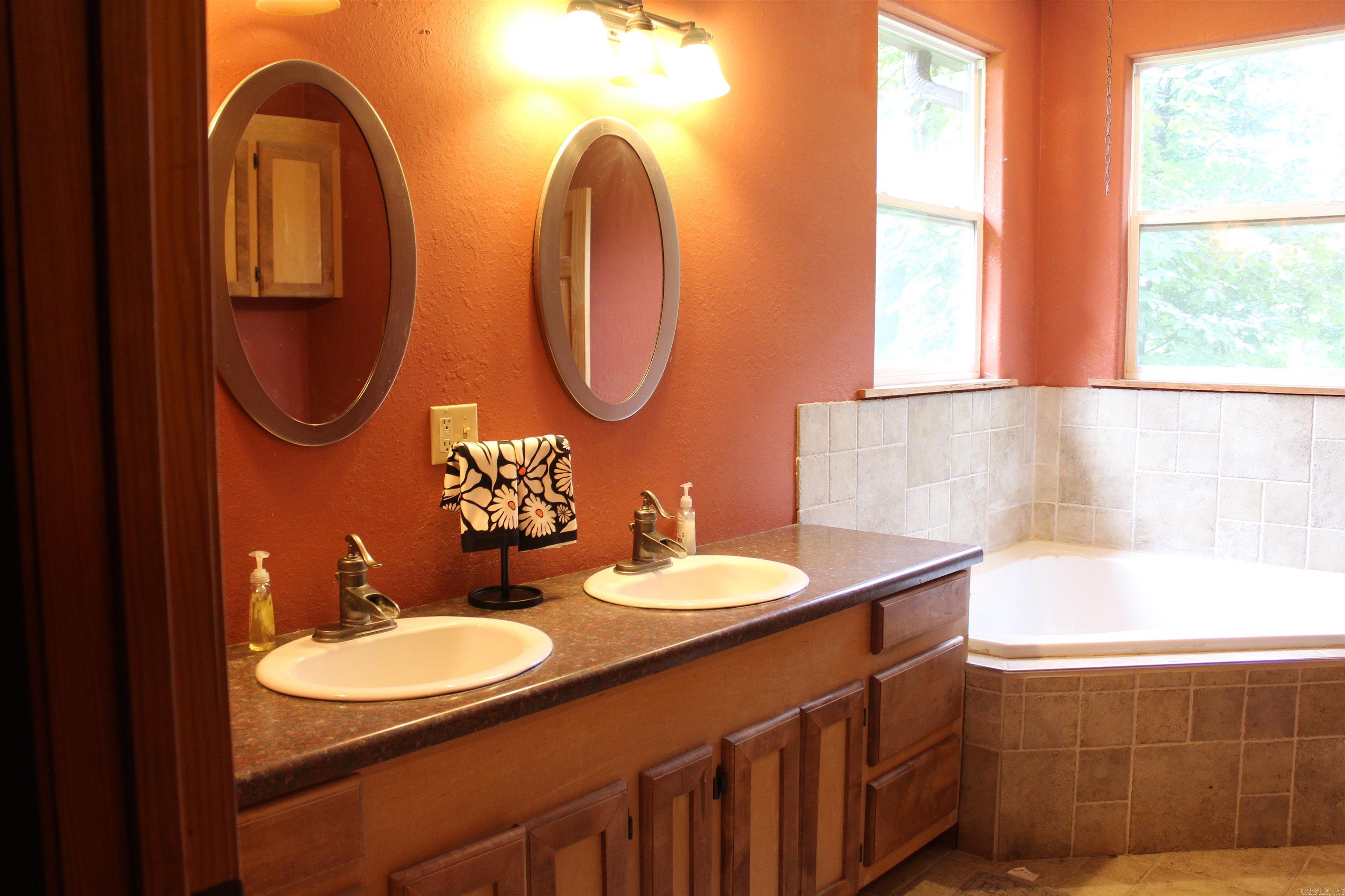 Lancaster-Tubbs Creek Homes - Residential